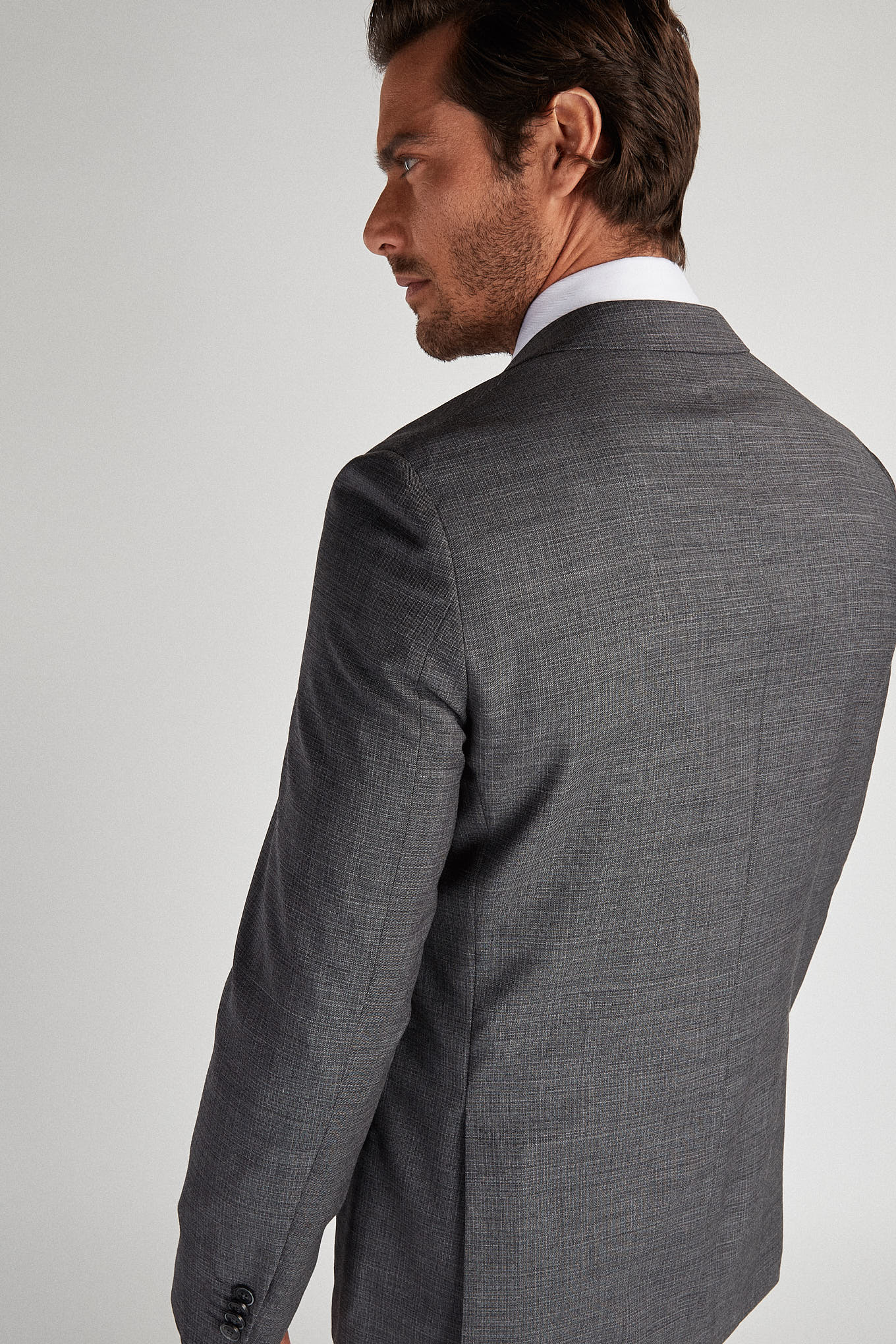 Men's Classic Slim Fit Travel Suit - Image 3