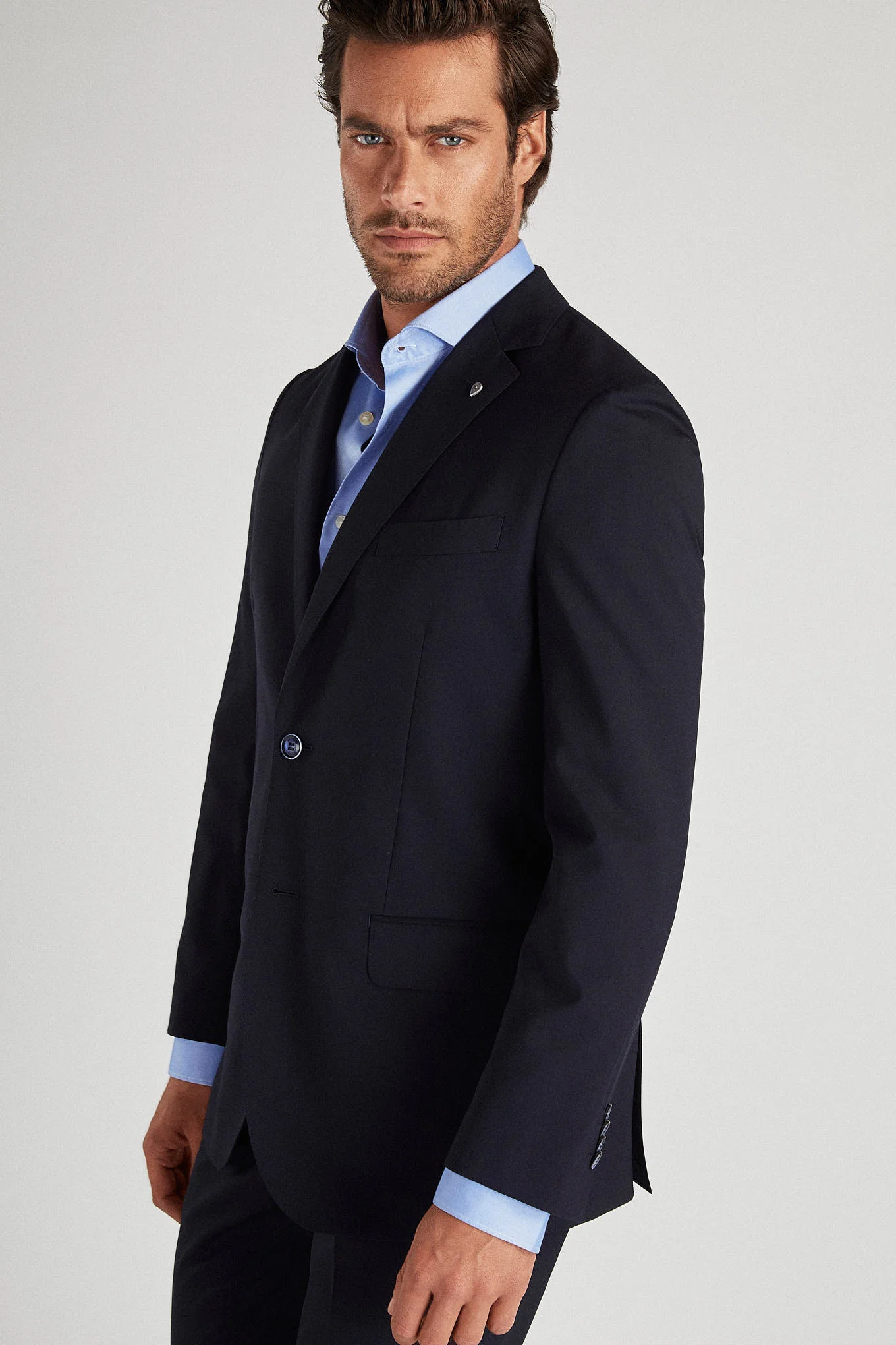 Men's Classic Slim Fit Travel Suit - Image 3