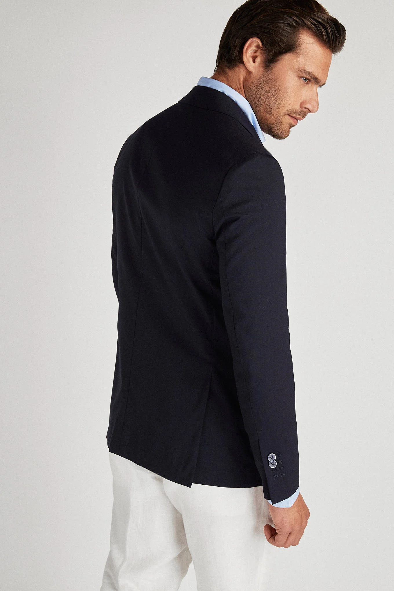 Men's Classic Slim Fit Wool Blazer - Image 2