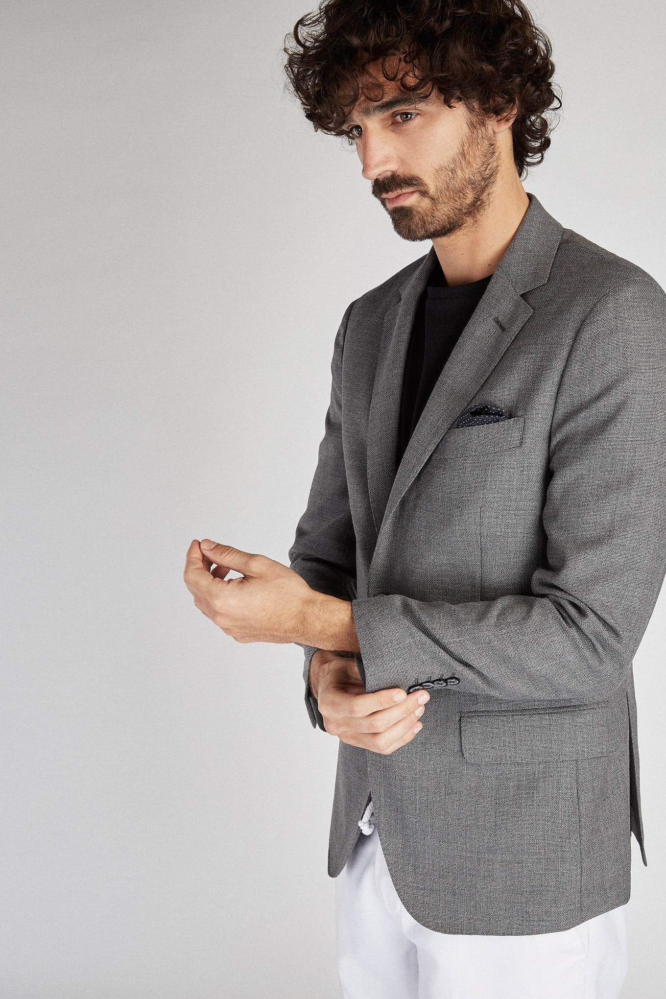 Men's Classic Slim Fit Wool Blazer - Image 5