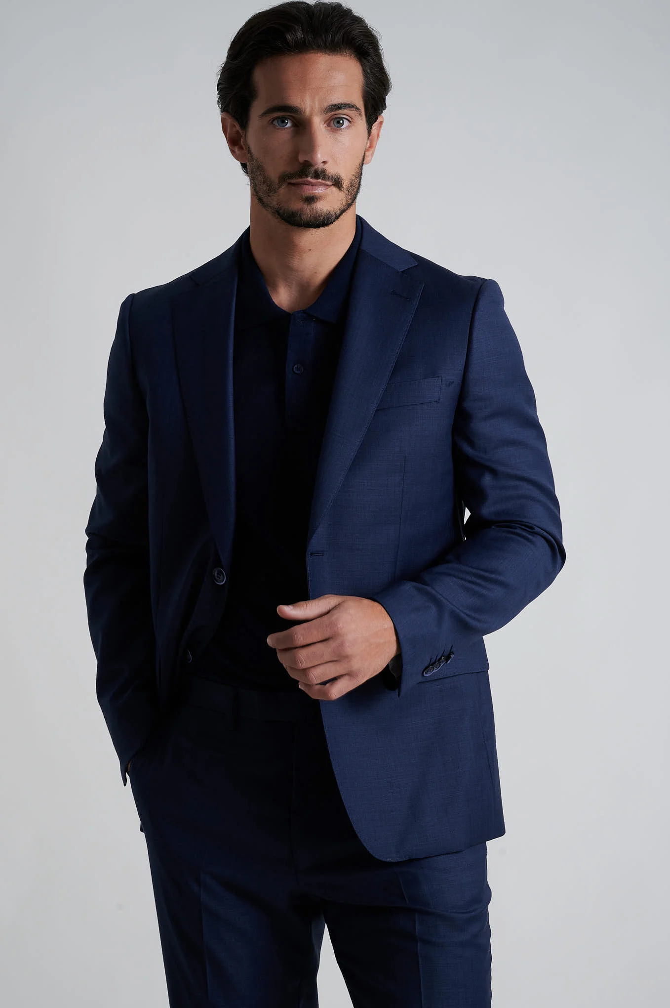 Men's Classic Suit - Image 8