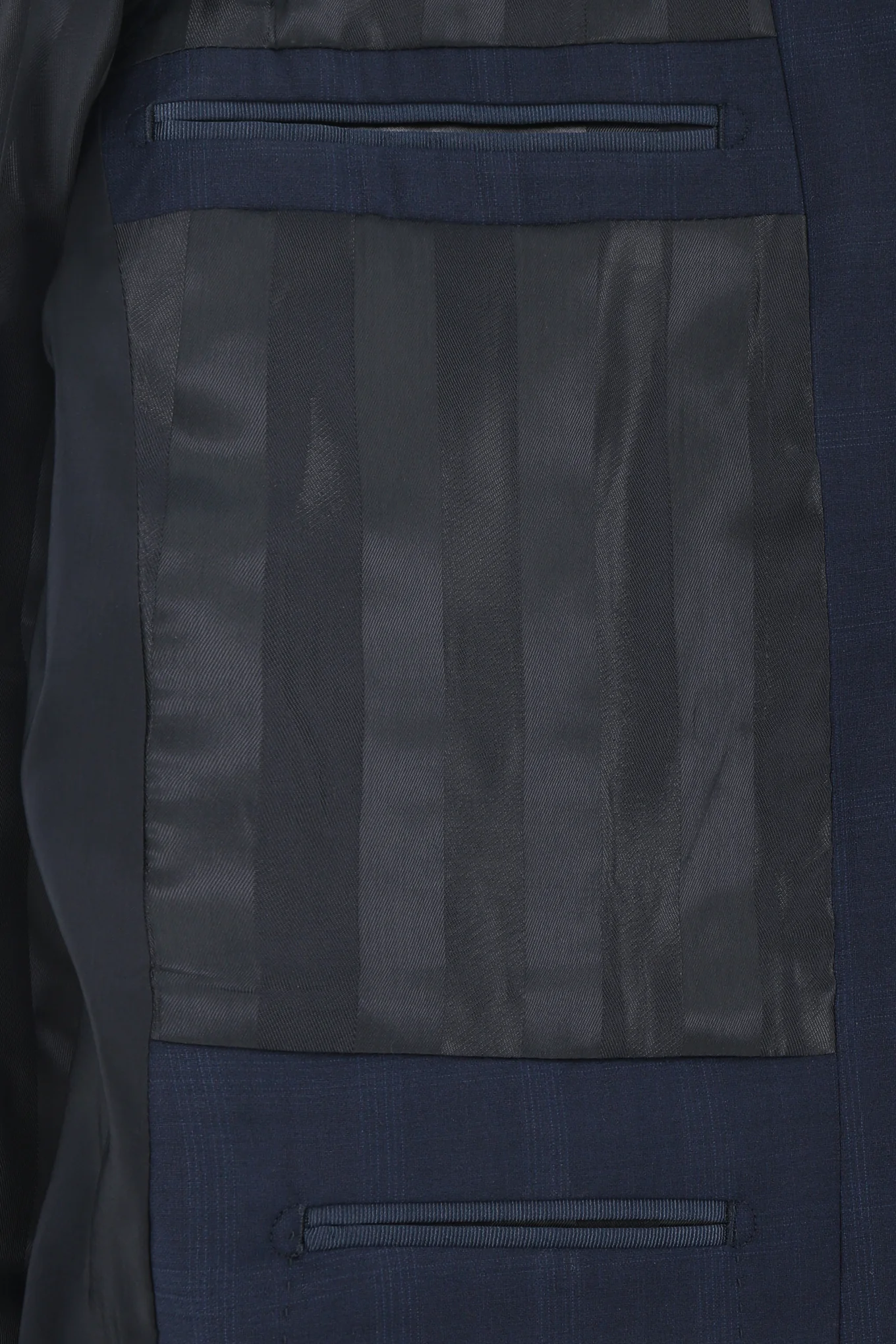 Men's Classic Suit - Image 7