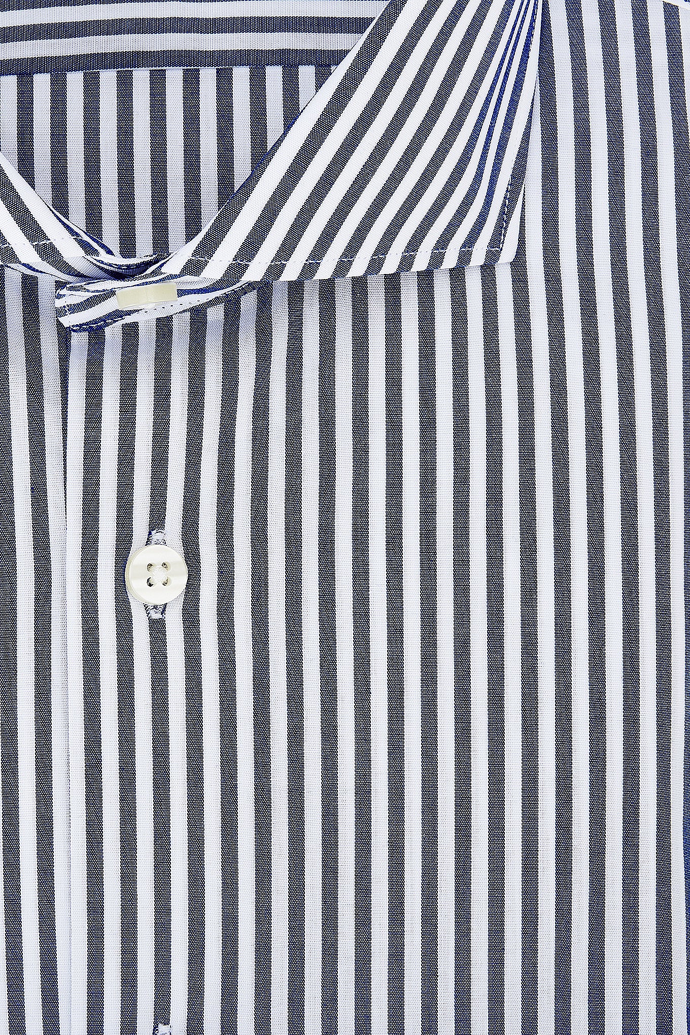 Men's Classic Travel Shirt Slim Fit - Image 3