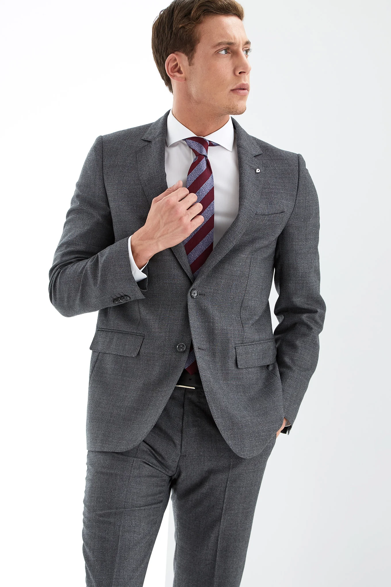 Men's Classic Travel Suit - Image 3