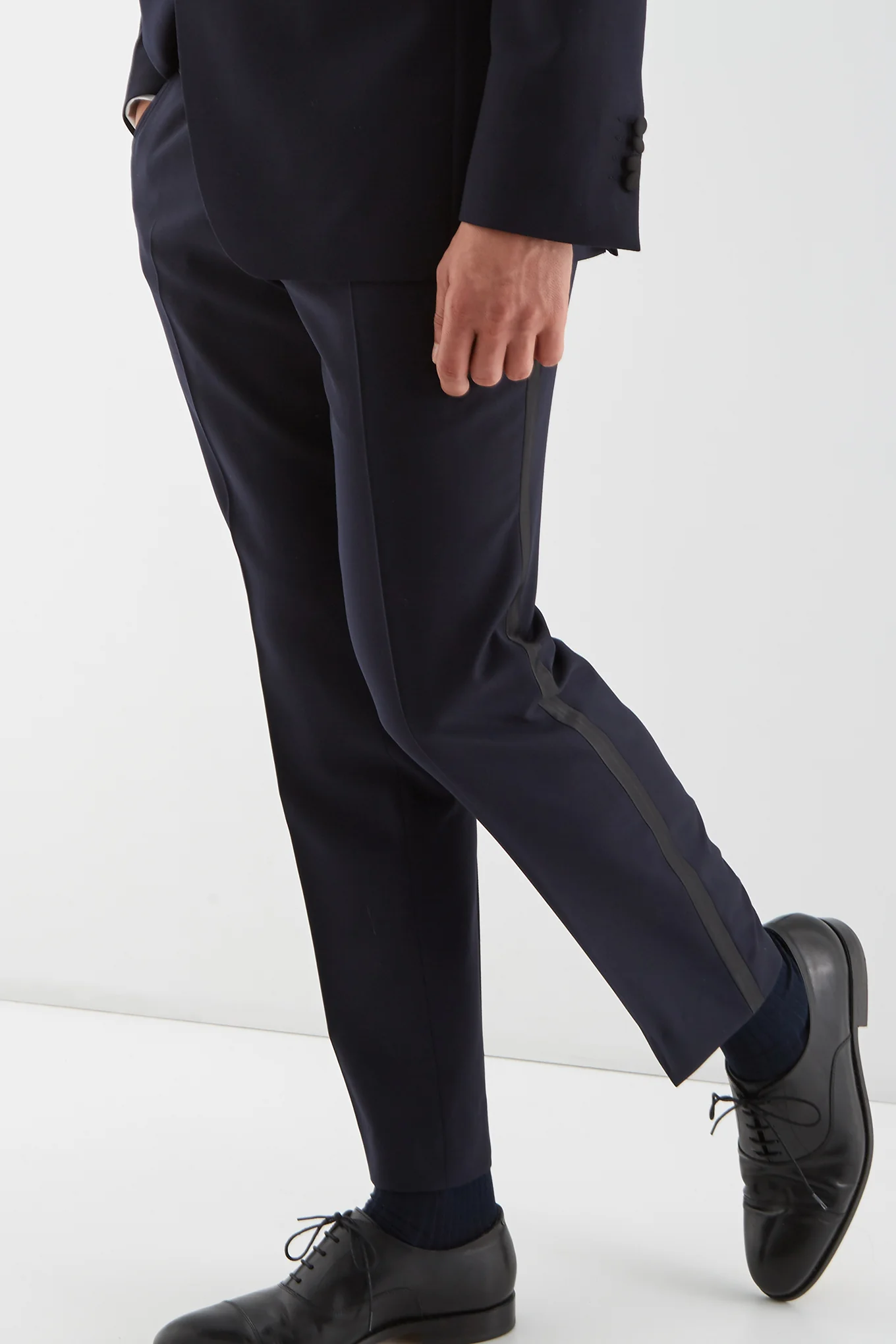 Men's Contrast Slim Fit Classic Tuxedo - Image 4