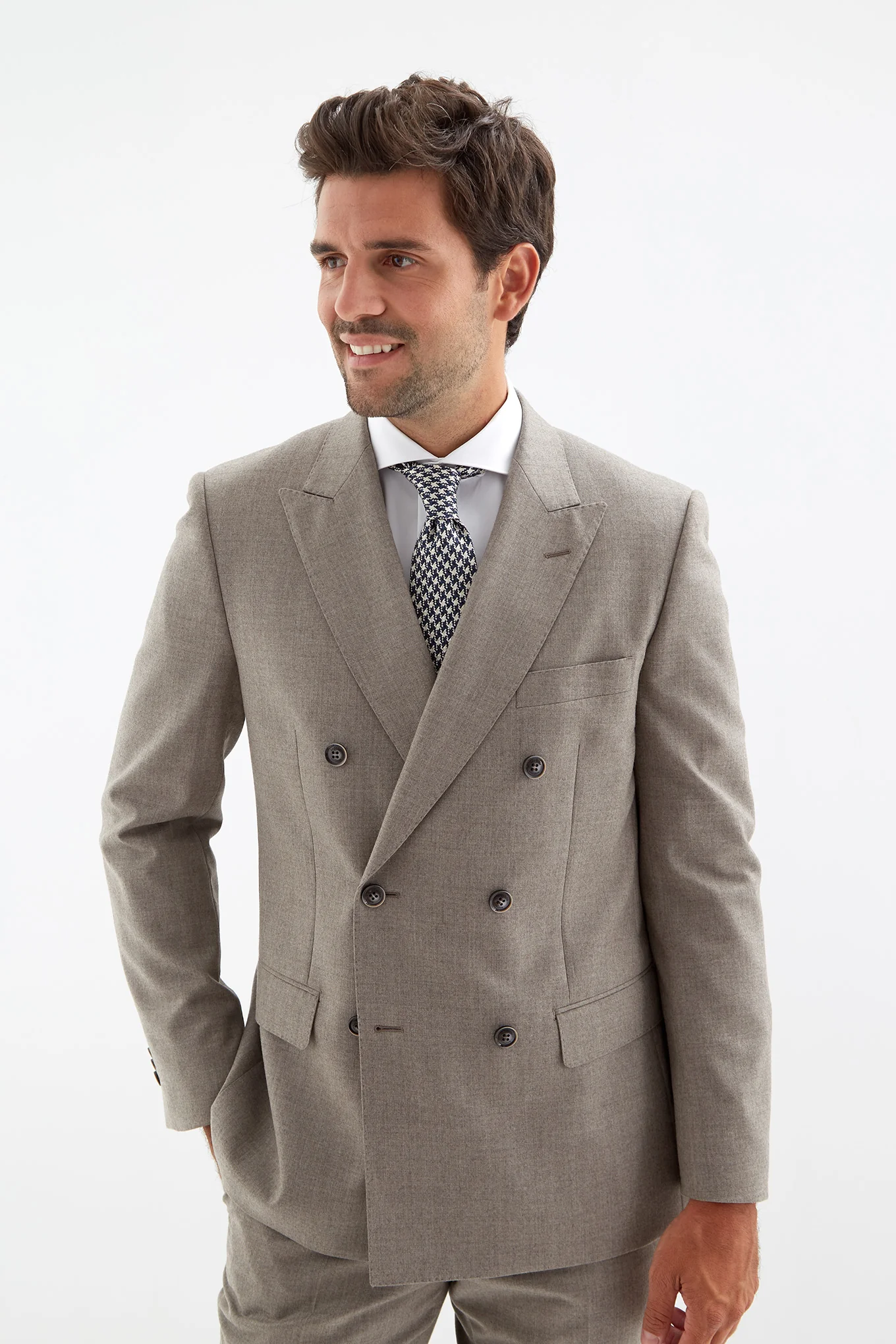 Men's Double-breasted Suit - Image 3