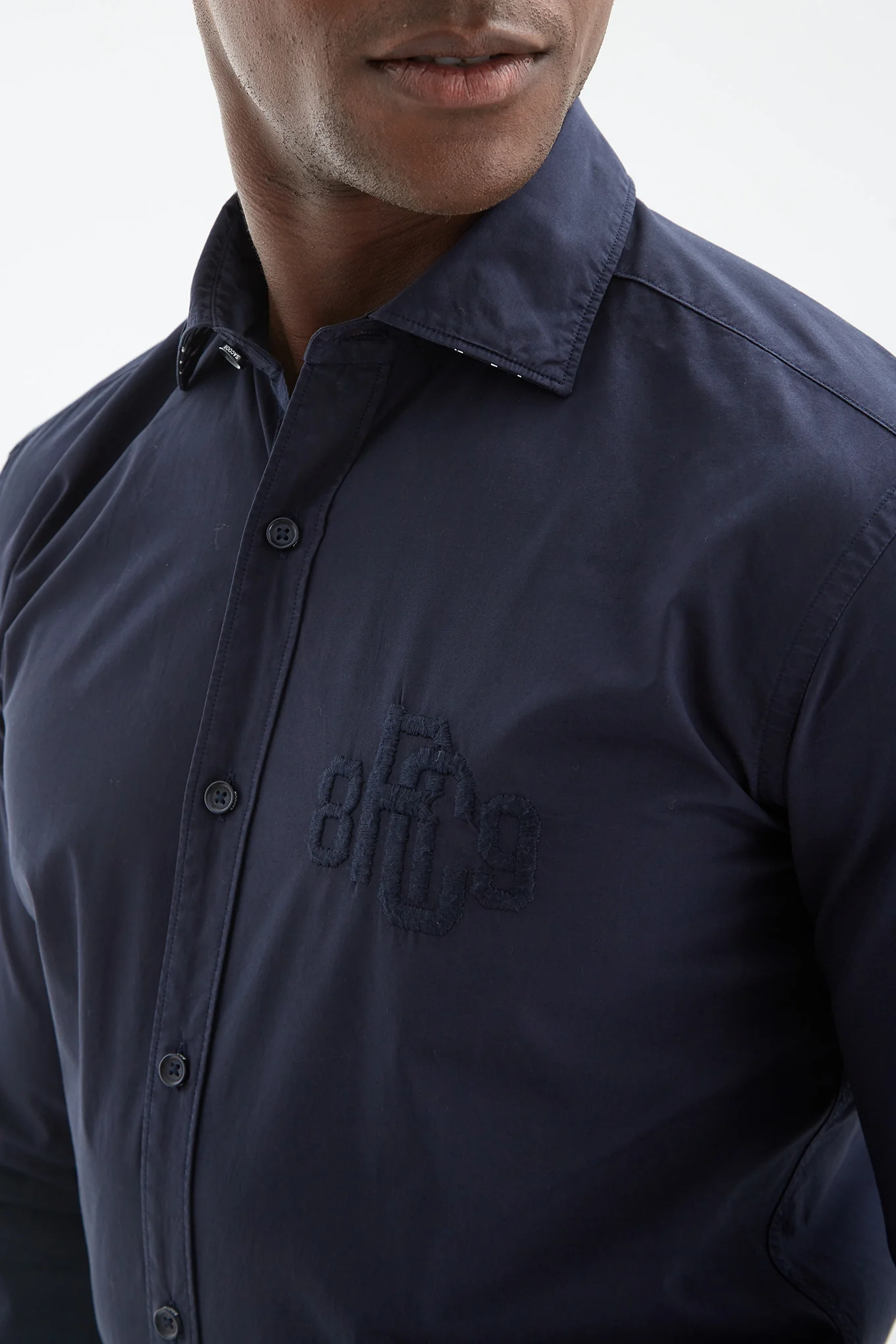 Men's Embroidered Shirt - Image 4