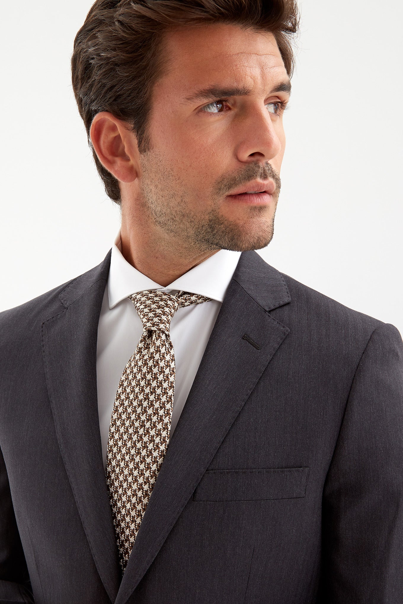 Men's Herringbone Classic Suit - Image 5