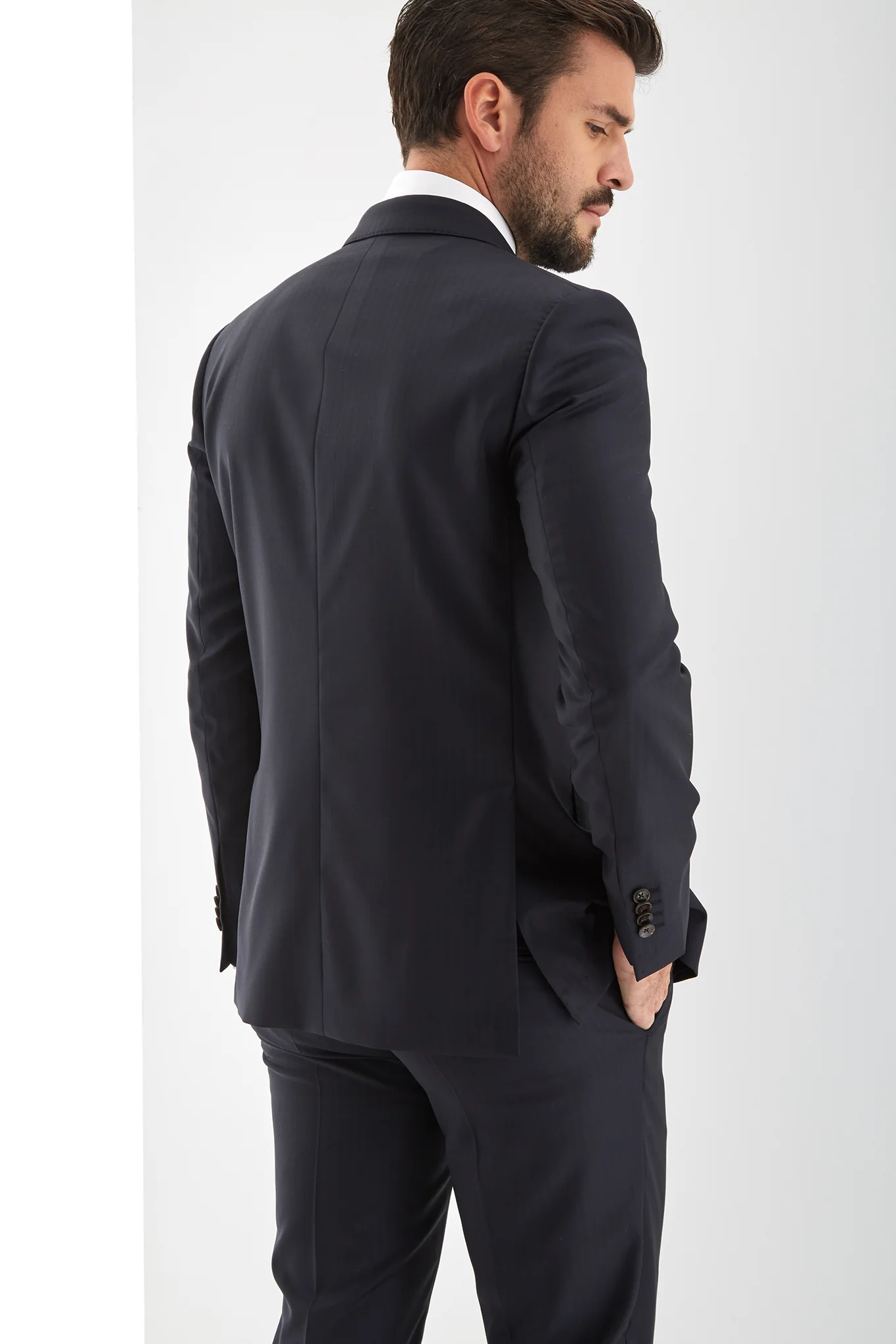 Men's Herringbone Slim Fit Classic Suit - Image 2