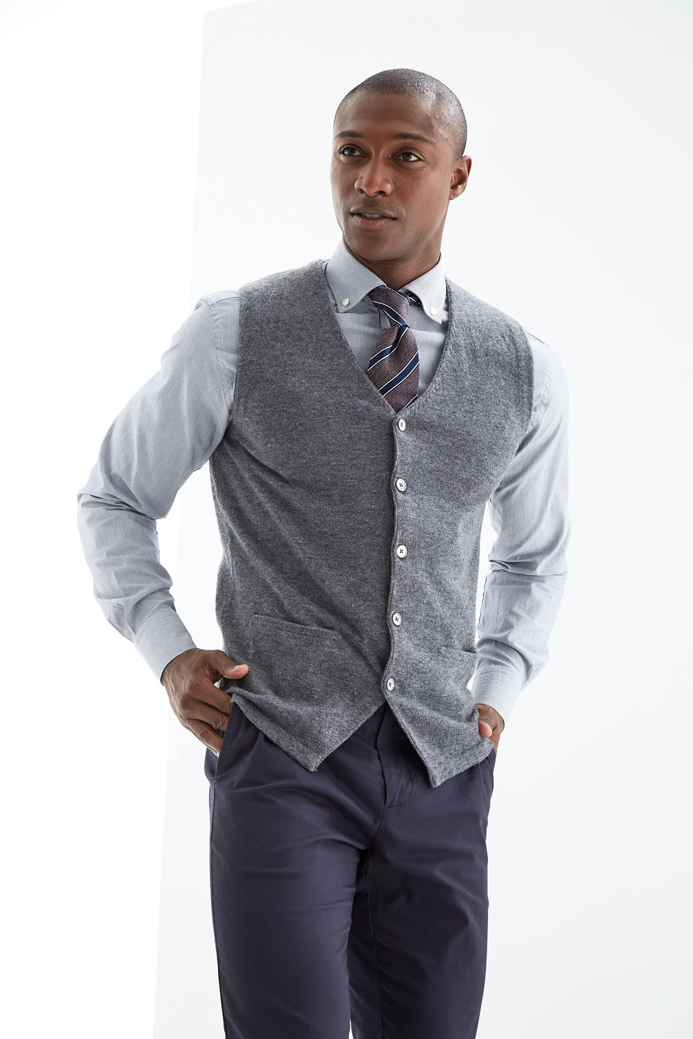Men's Knitwear Vest - Image 8