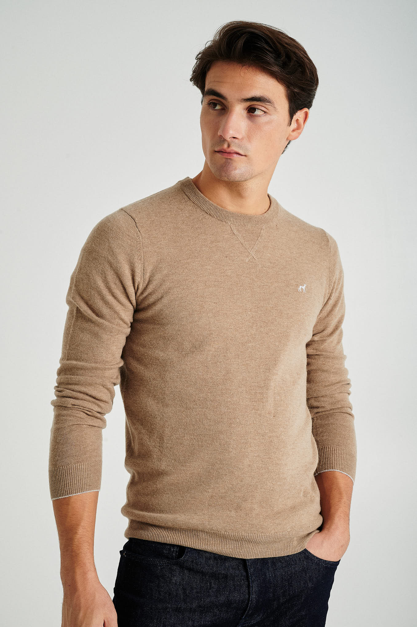 Men's lambswool blend crew neck sweater - Image 8