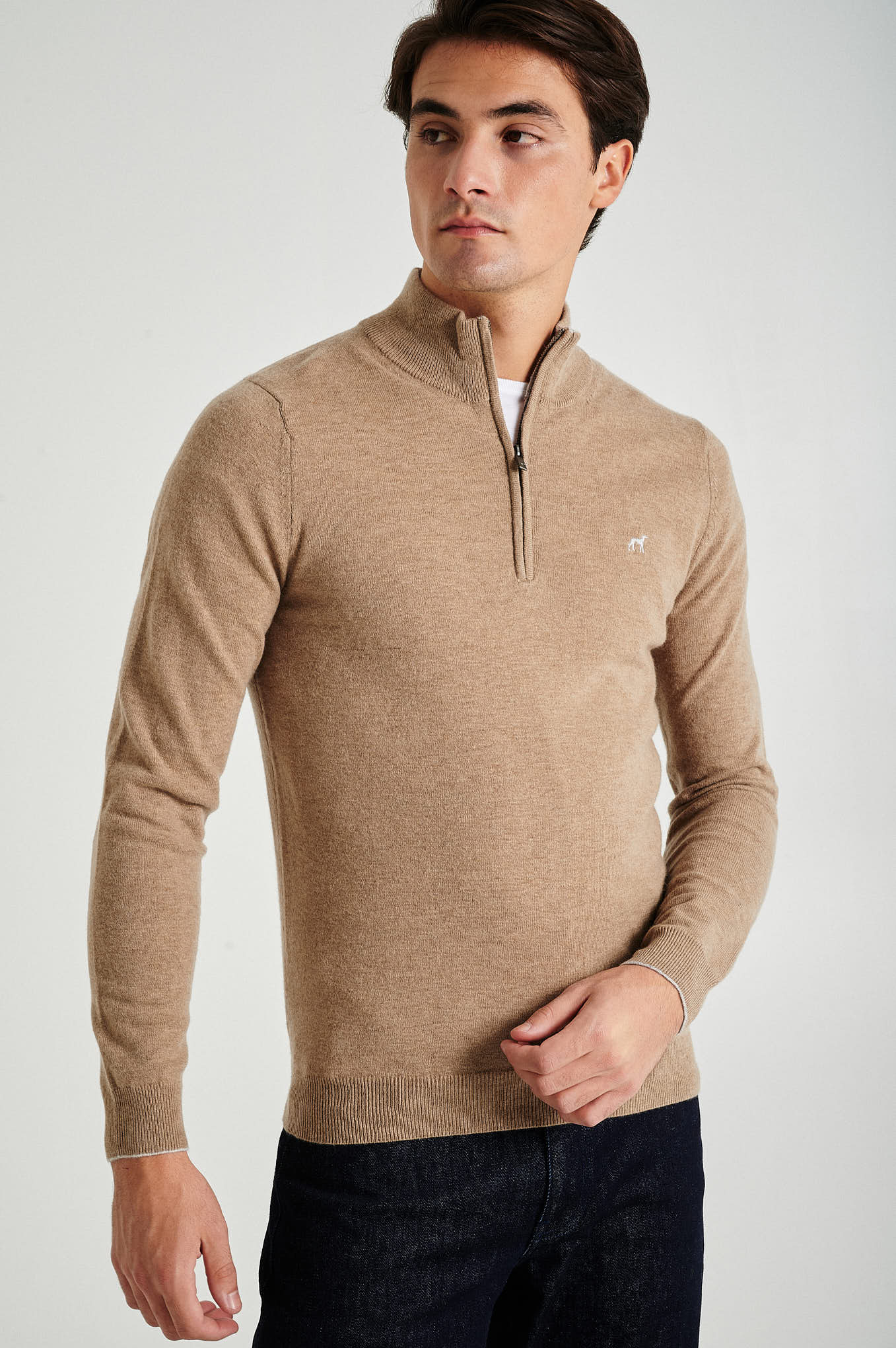 Men's lambswool blend high zip collar sweater - Image 8