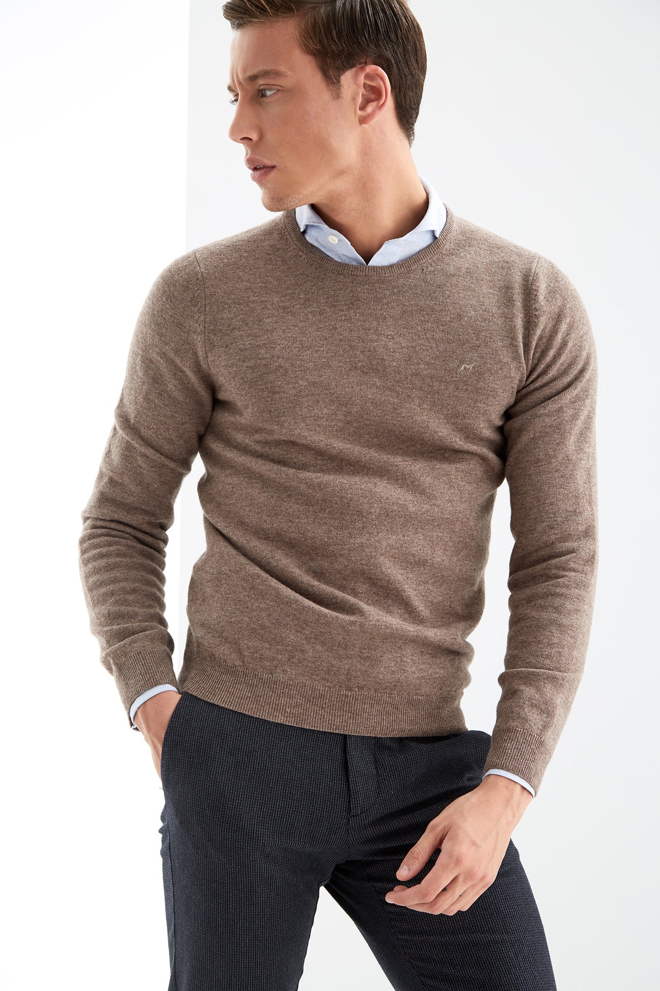 Men's Lambswool Sweater - Image 8
