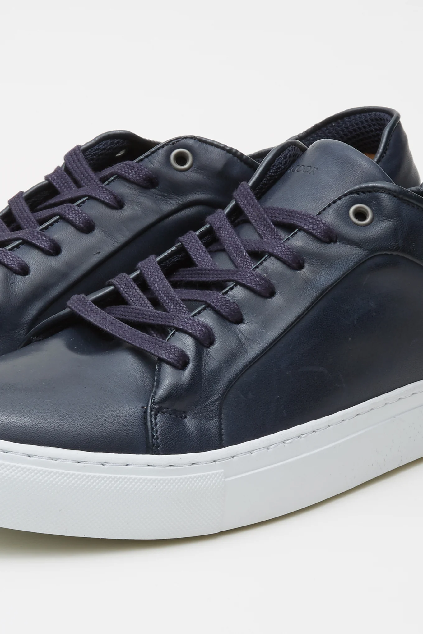 Men's Leather Casual Trainers - Image 3