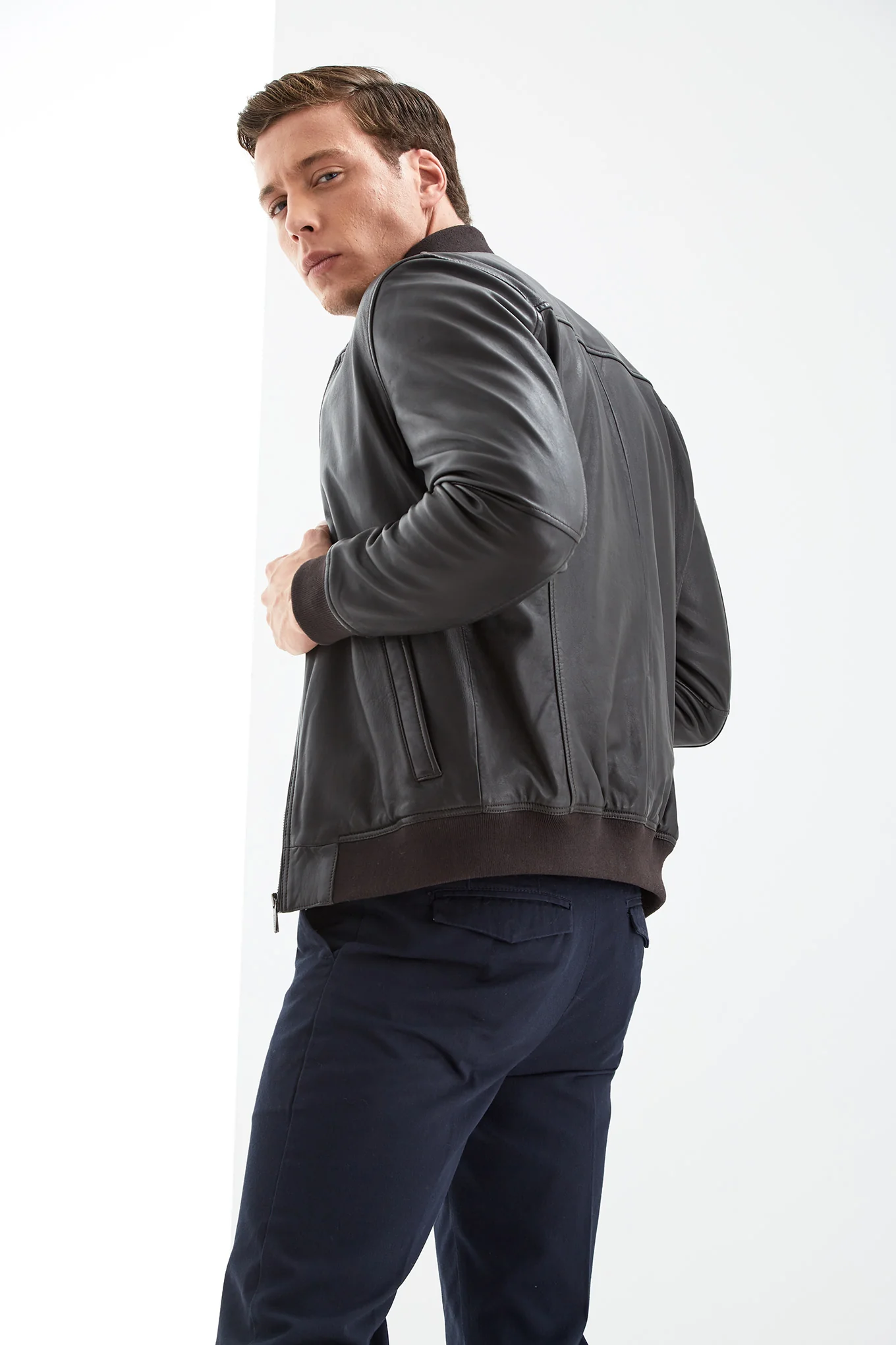 Men's Leather Jacket - Image 7