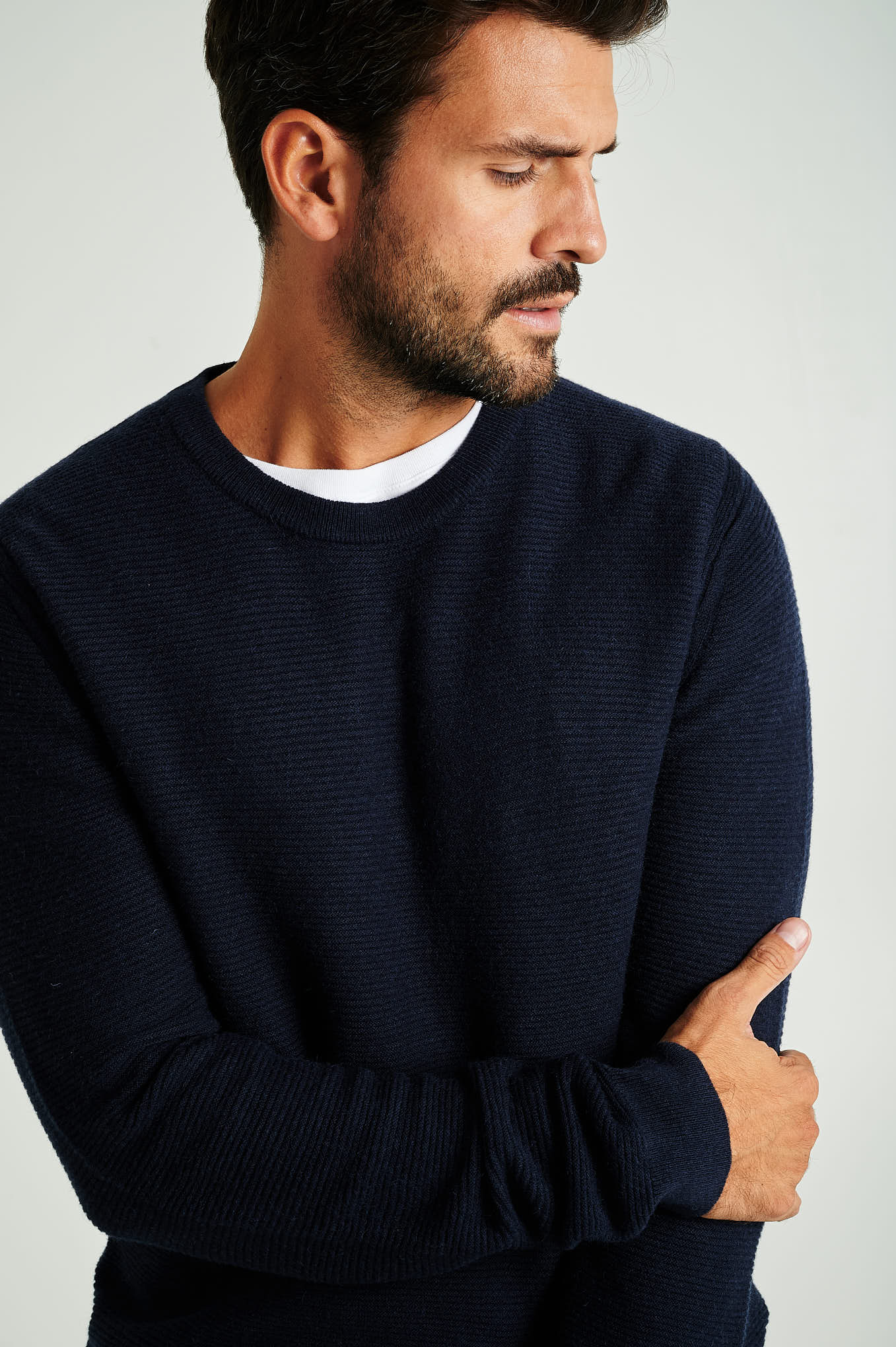 Men's long sleeve crew neck merino wool blend sweater - Image 9