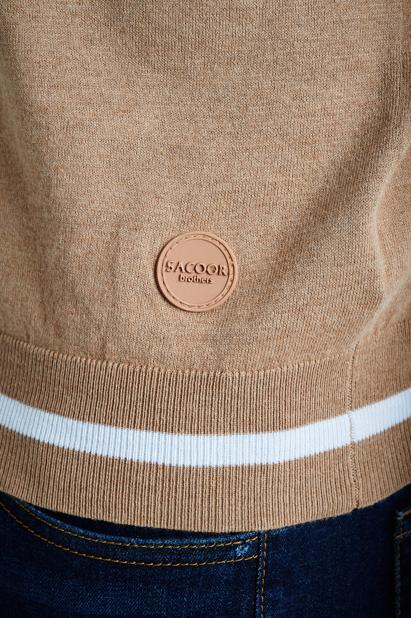 Men's long sleeve V neck Coolmax blend sweater - Image 8