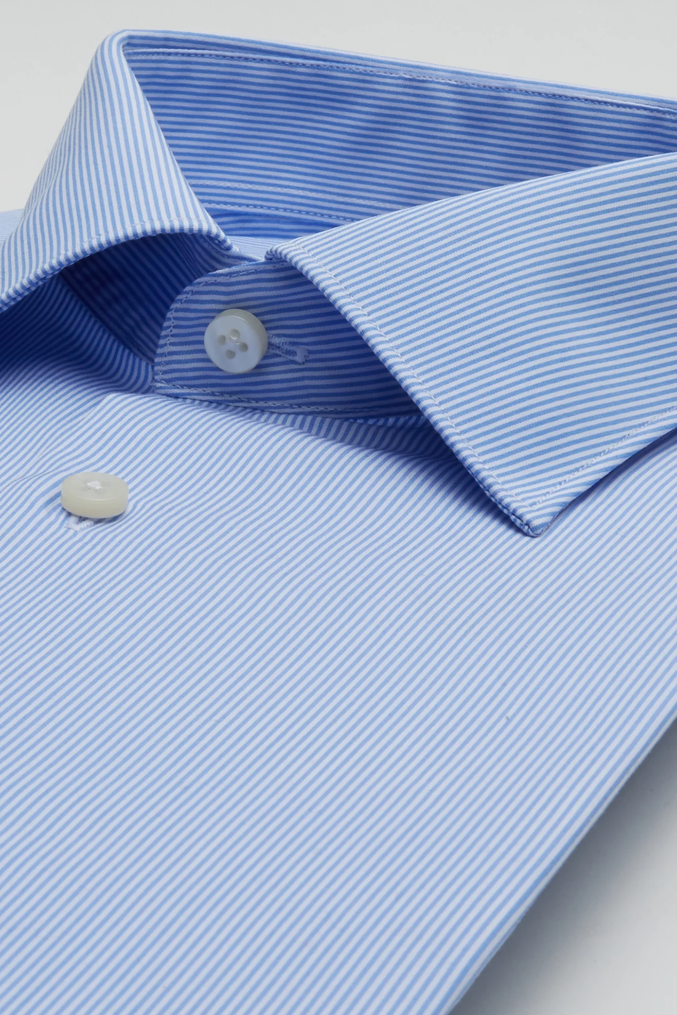Men's One Thousand Stripes Slim Fit Classic Oxford Shirt - Image 3