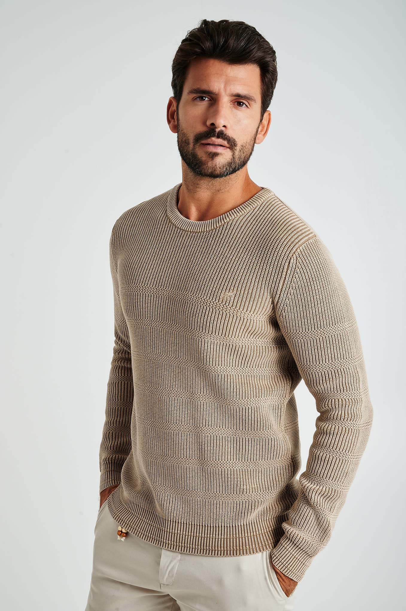 Men's organic cotton crew neck sweater - Image 6