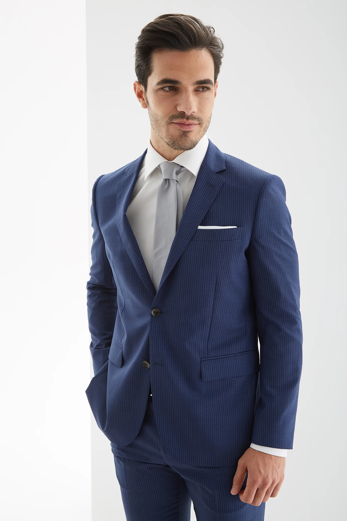 Men's Pinstripe Slim fit Classic Suit - Image 3