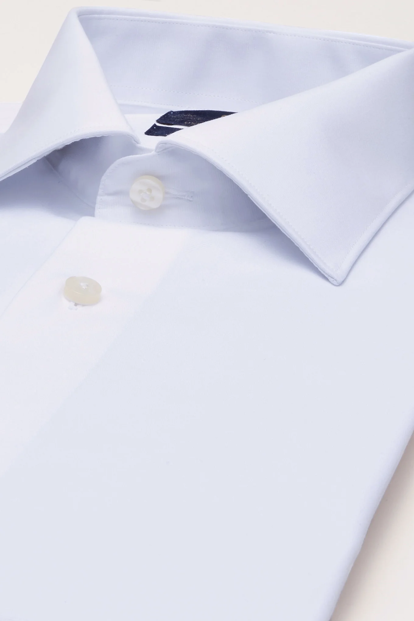 Men's Plain Classic Shirt - Image 3