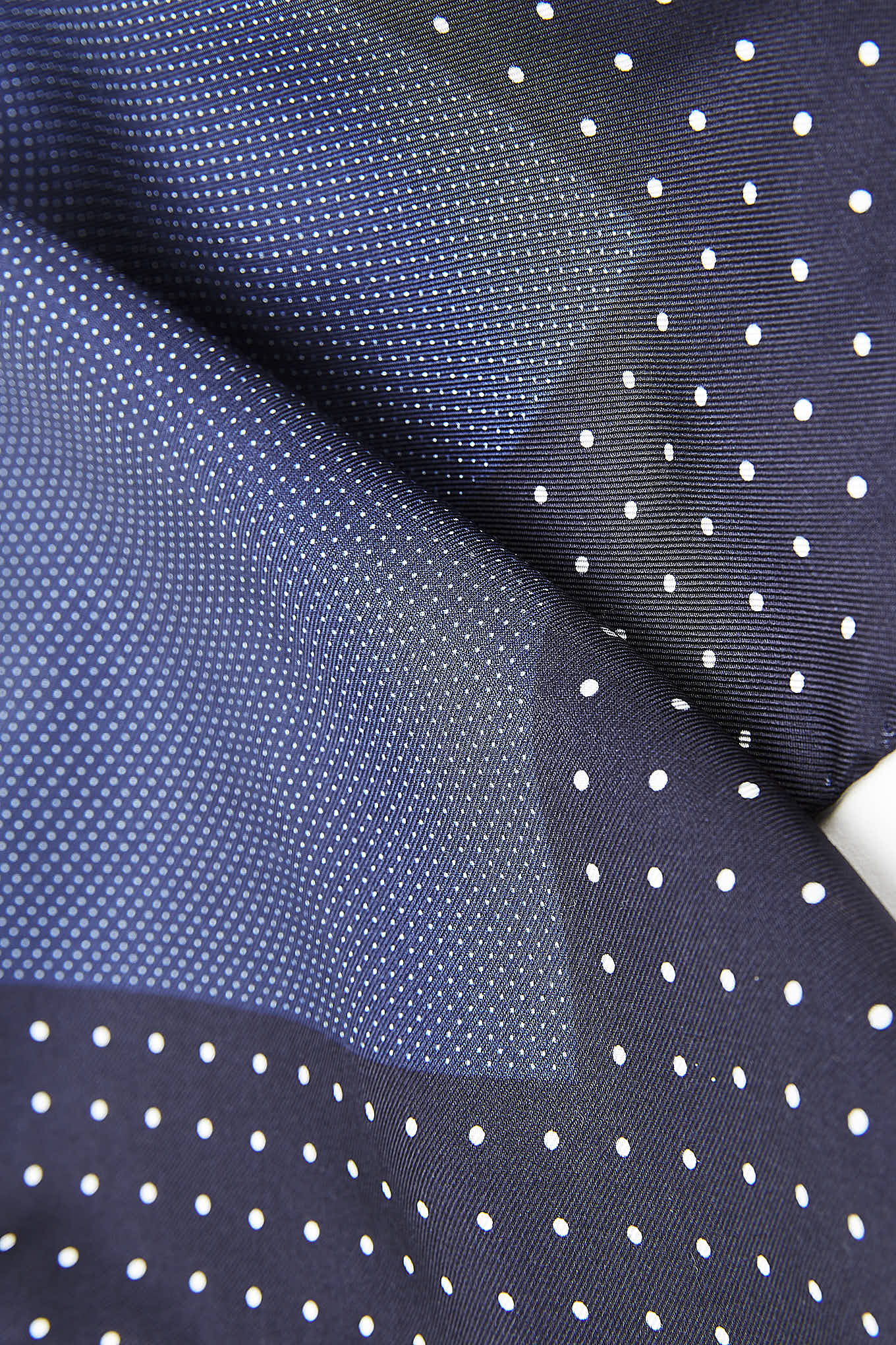 Men's Pure Silk Pocket Handkerchief - Image 4