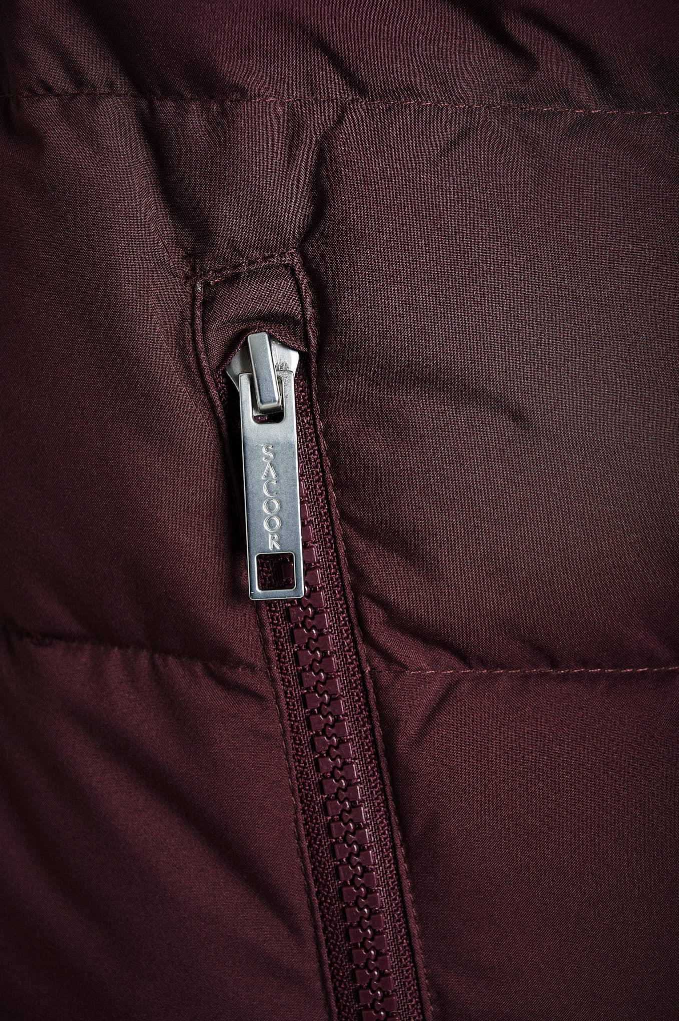 Men's recycled light down vest - Image 9