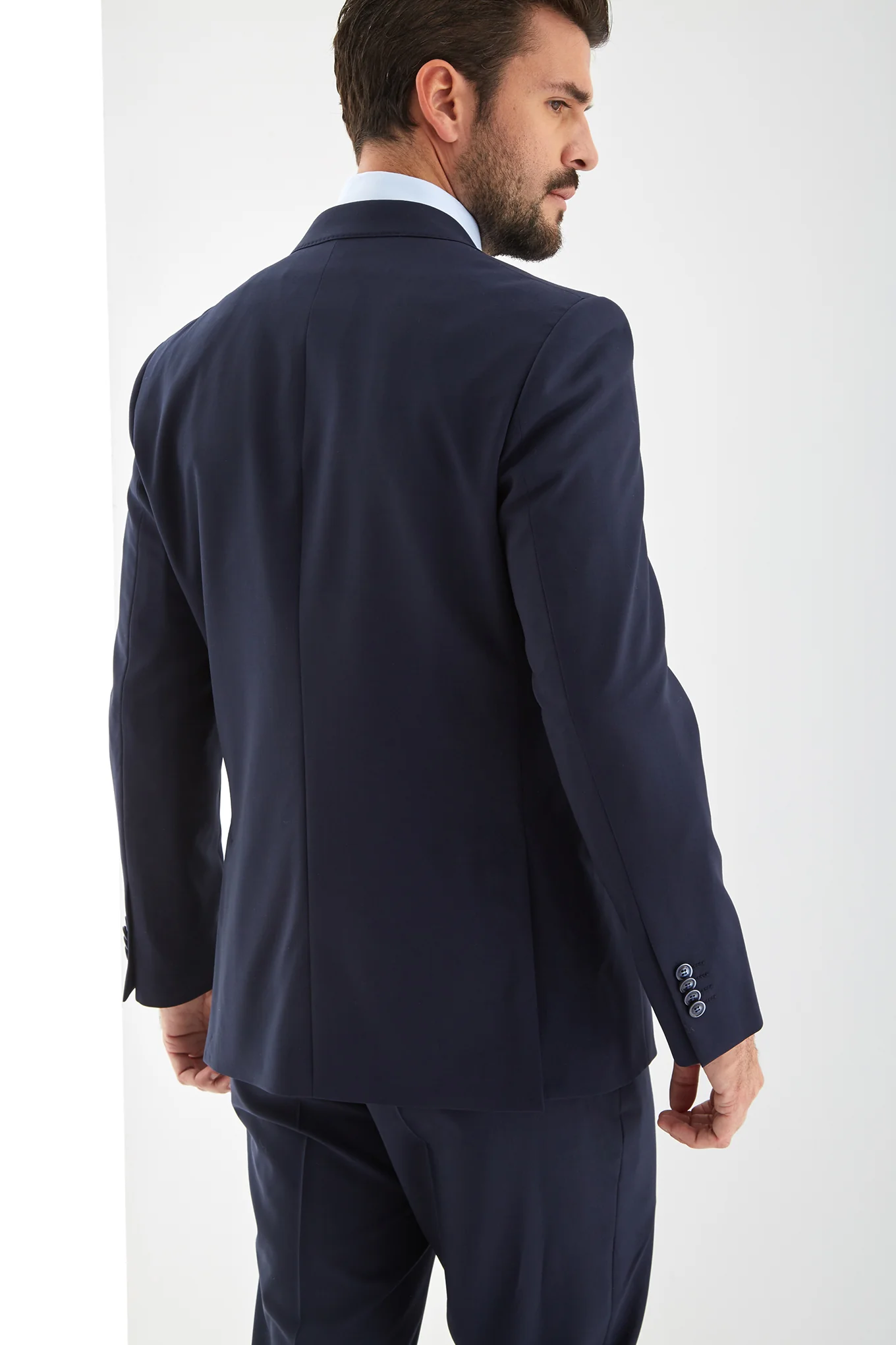 Men's Regular Fit Suit - Image 2