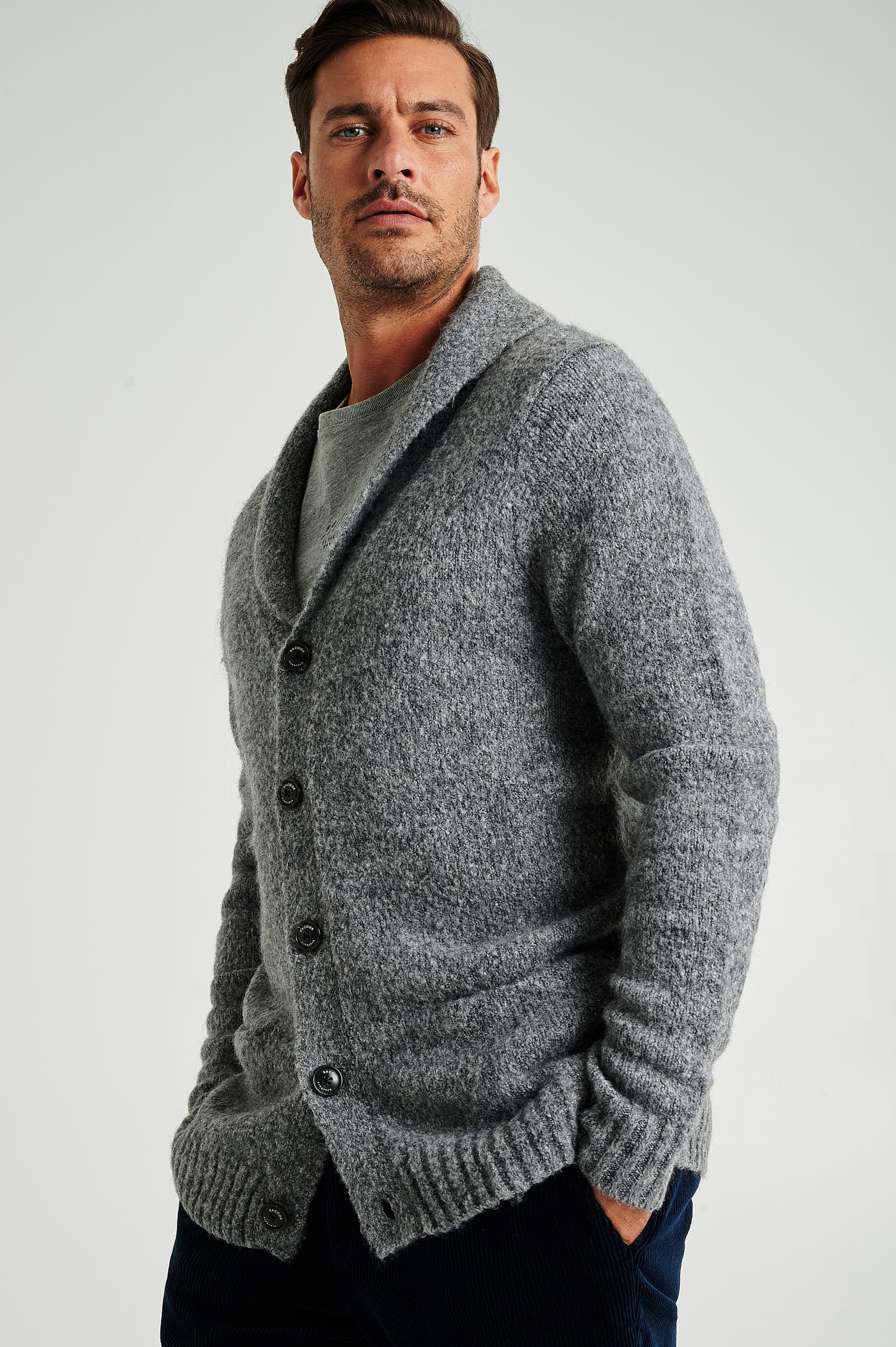 Men's shawl collar cardigan - Image 9