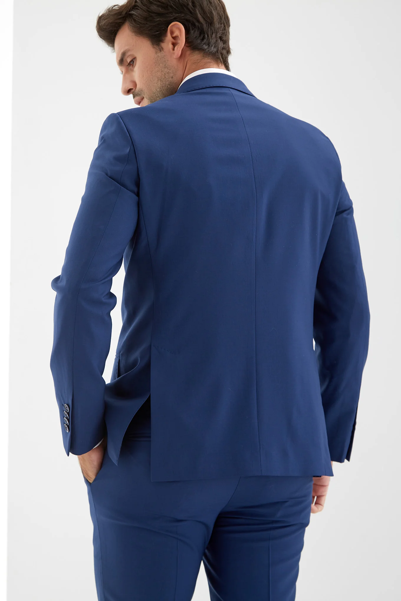 Men's Slim Classic Suit - Image 2
