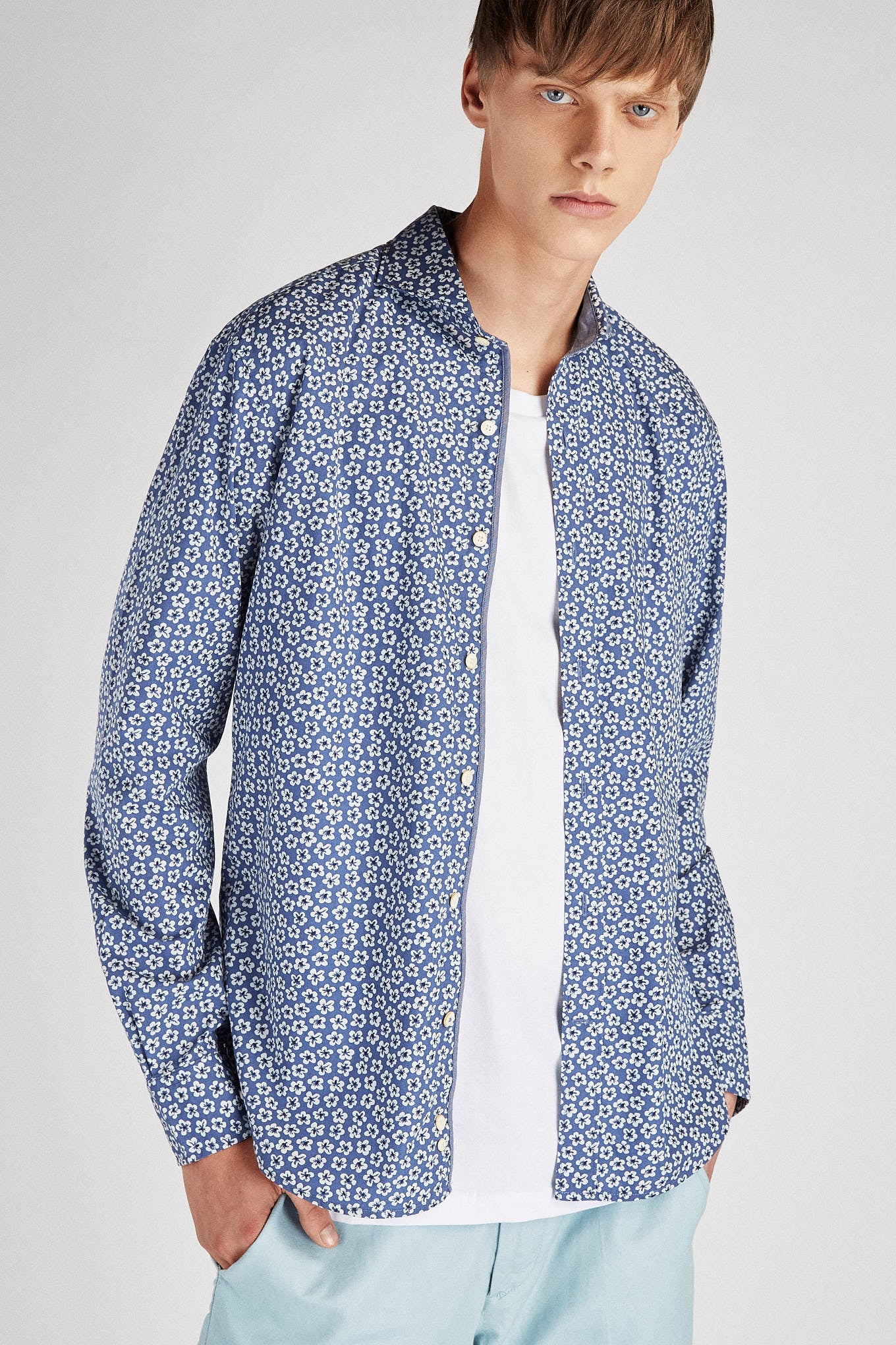 Men's Slim Fit Sport Shirt - Image 4