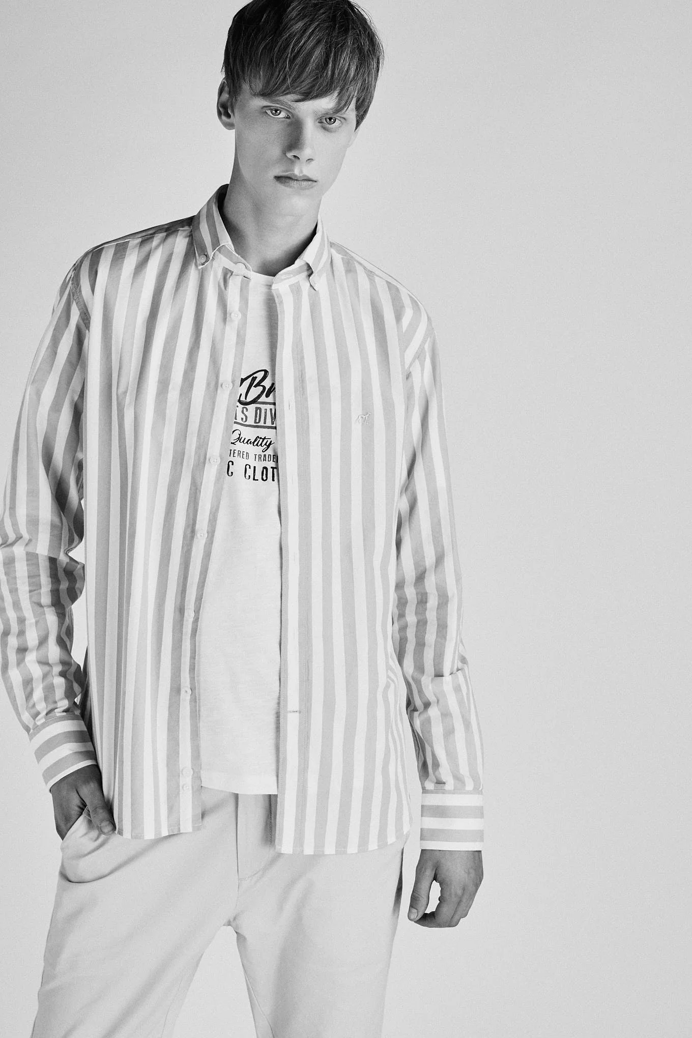 Men's Slim Fit Sport Shirt - Image 9