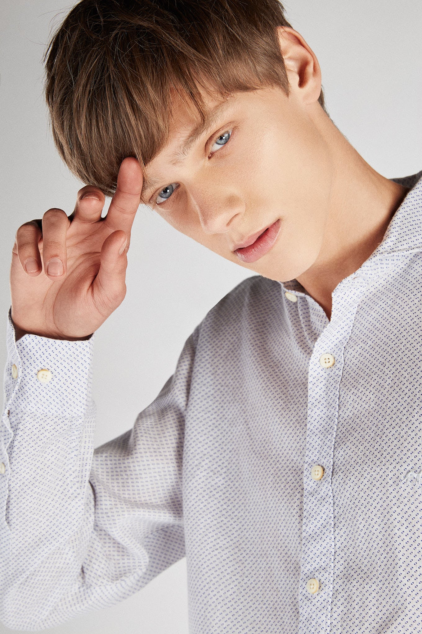 Men's Slim Fit Sport Shirt with Linen - Image 2