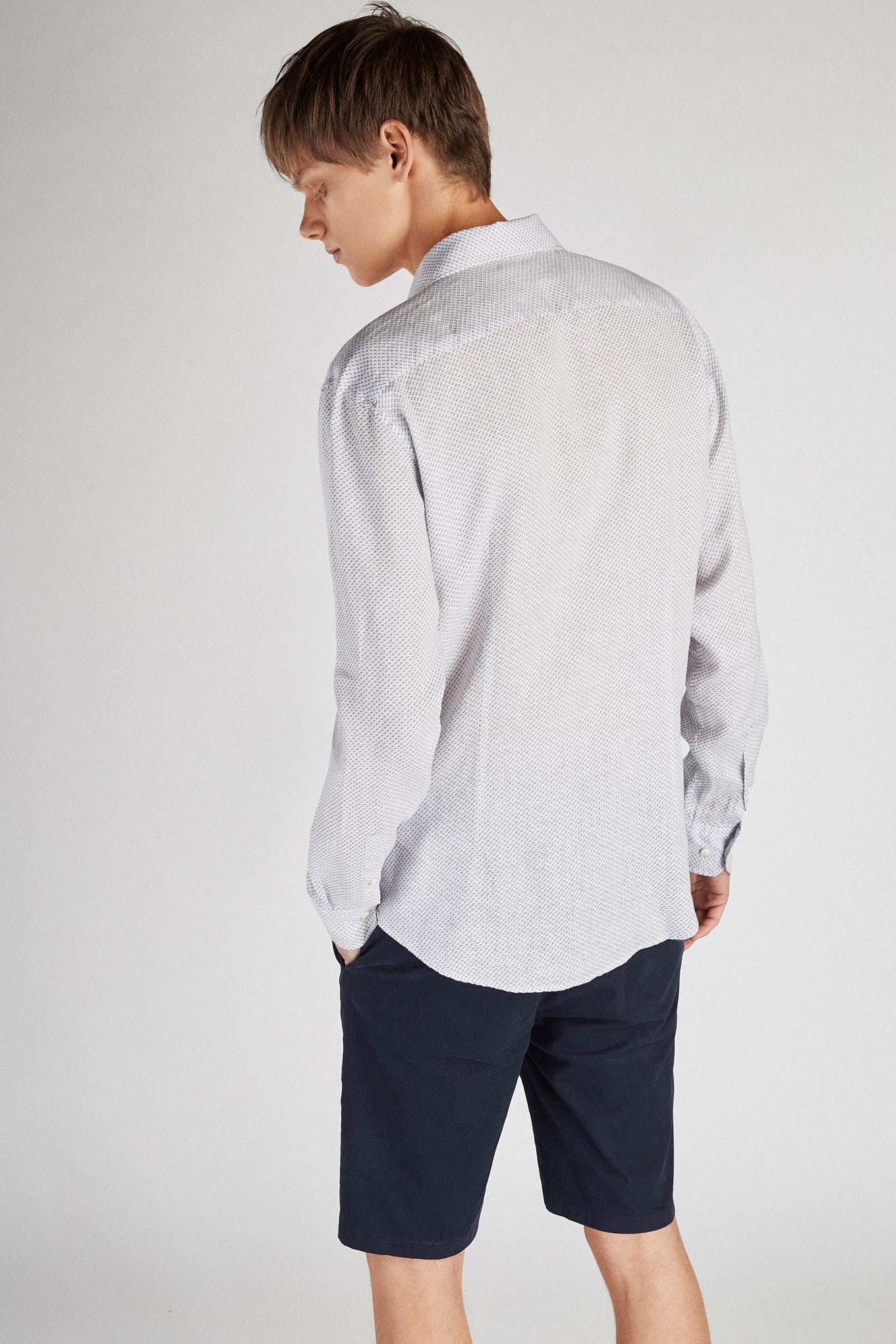 Men's Slim Fit Sport Shirt with Linen - Image 5