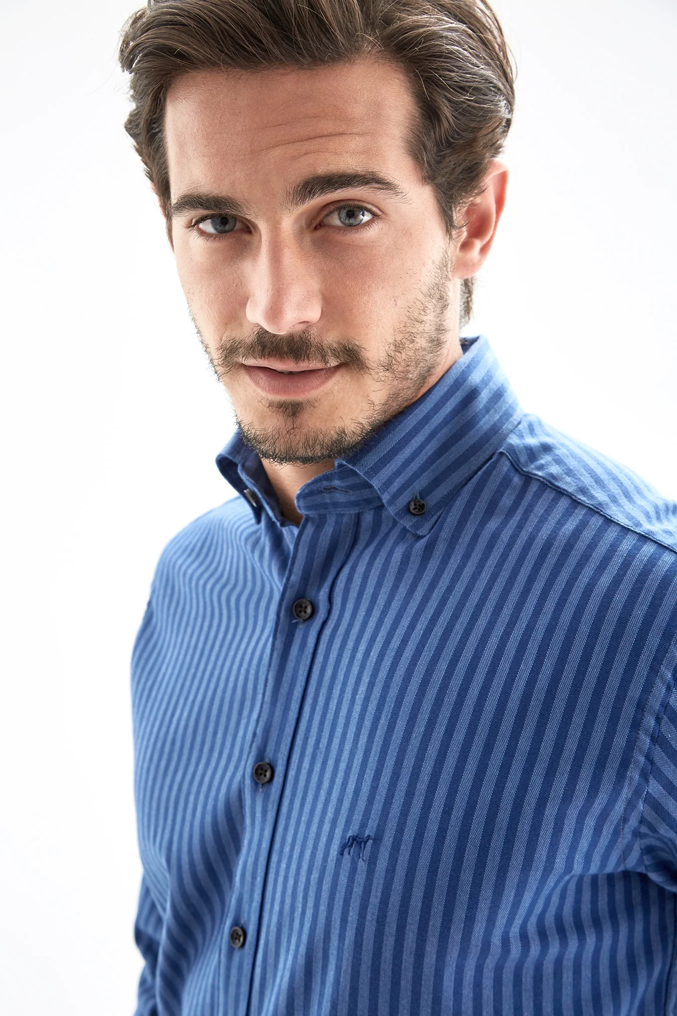 Men's Striped Regular Fit Casual Shirt - Image 4