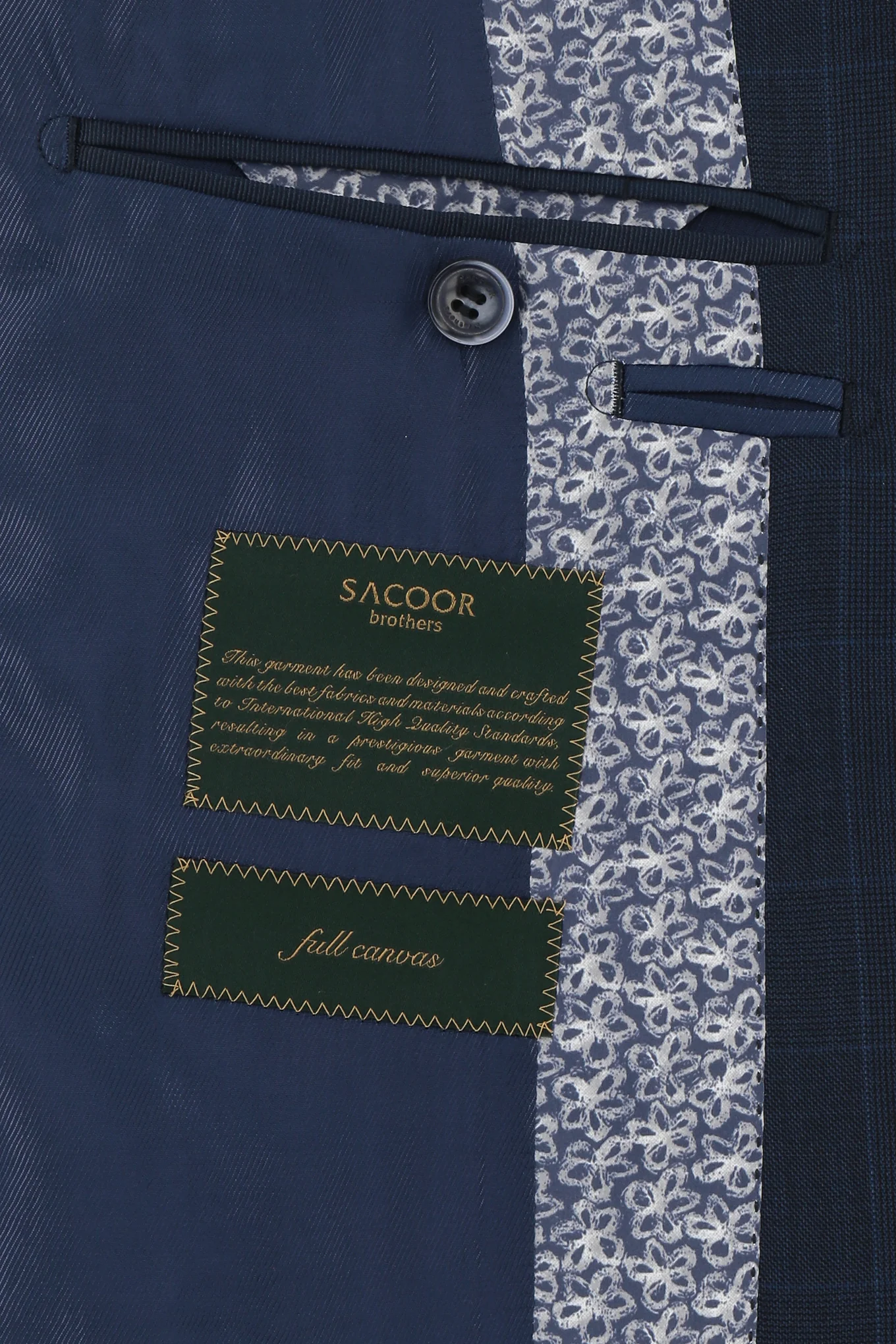 Men's Suit with Vest - Image 5