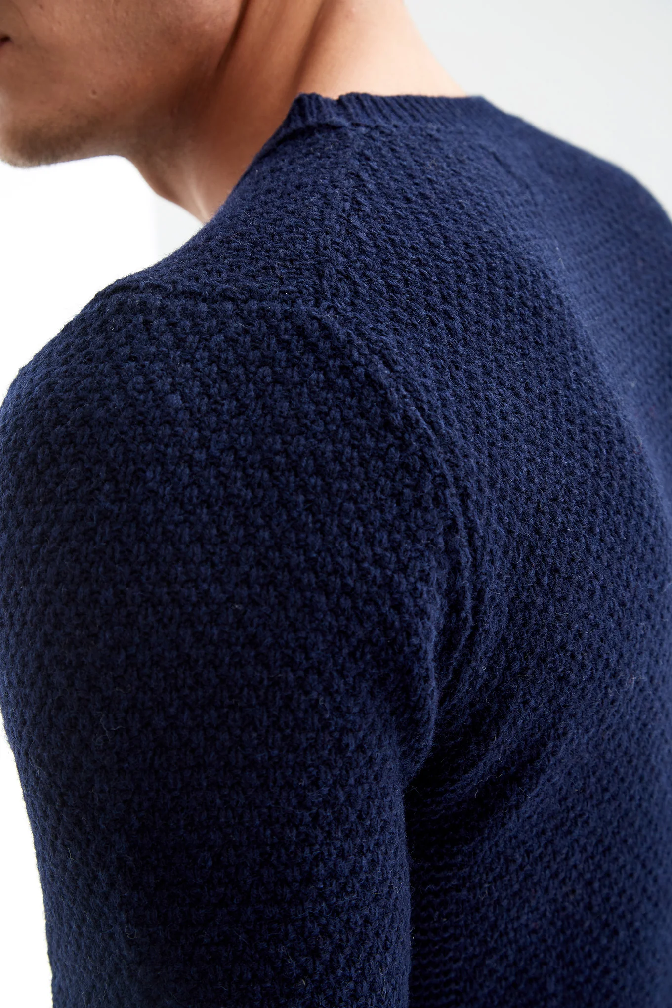 Men's Textured Knit Sweater - Image 4