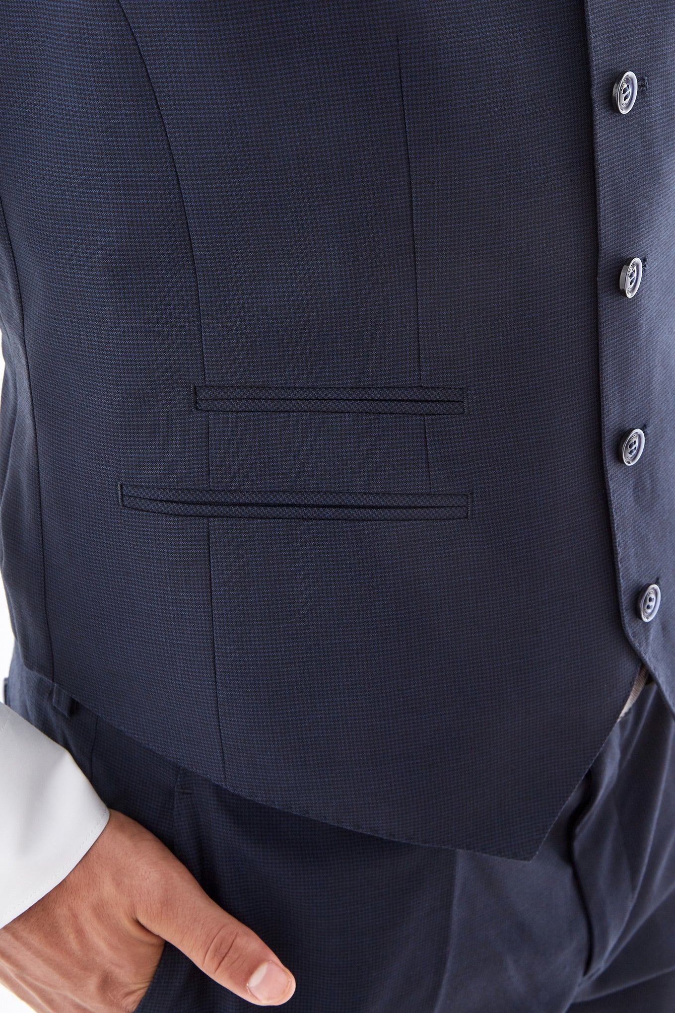 Men's Three-Piece Classic Suit - Image 5