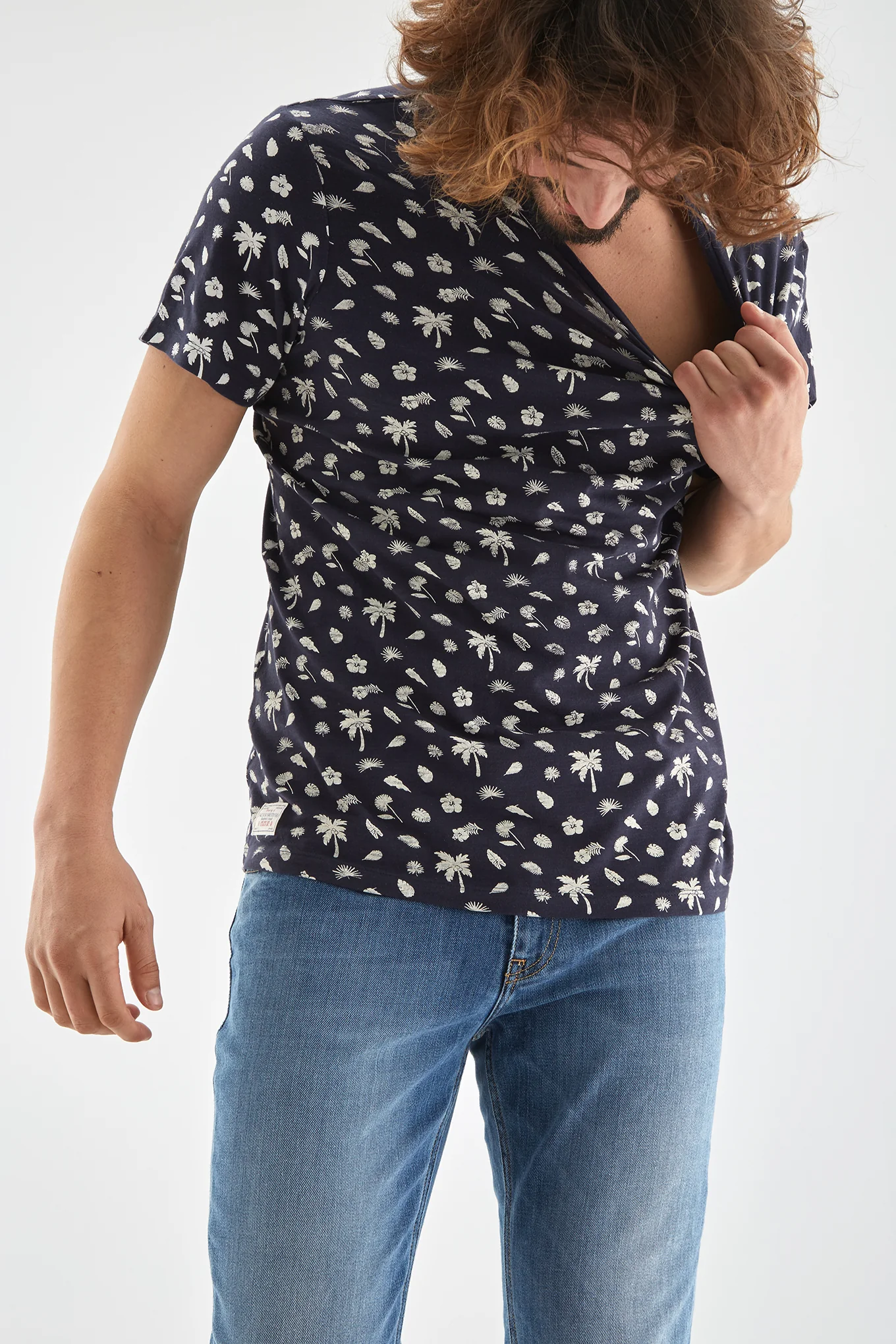 Men's Tropical T-Shirt - Image 5