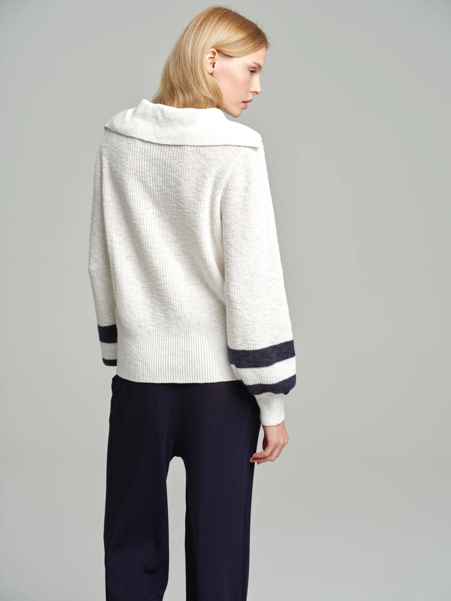 Navy sweater with tie neckline - Image 8