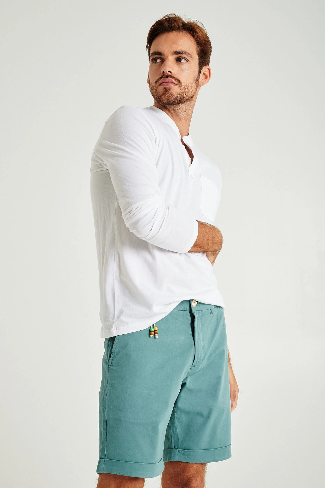 Plain basic with organic cotton bermuda shorts - Image 11