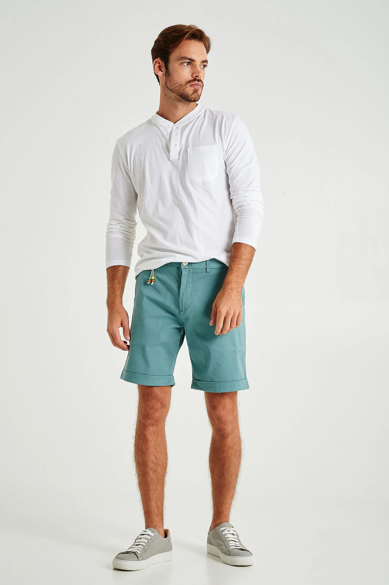 Plain basic with organic cotton bermuda shorts - Image 12