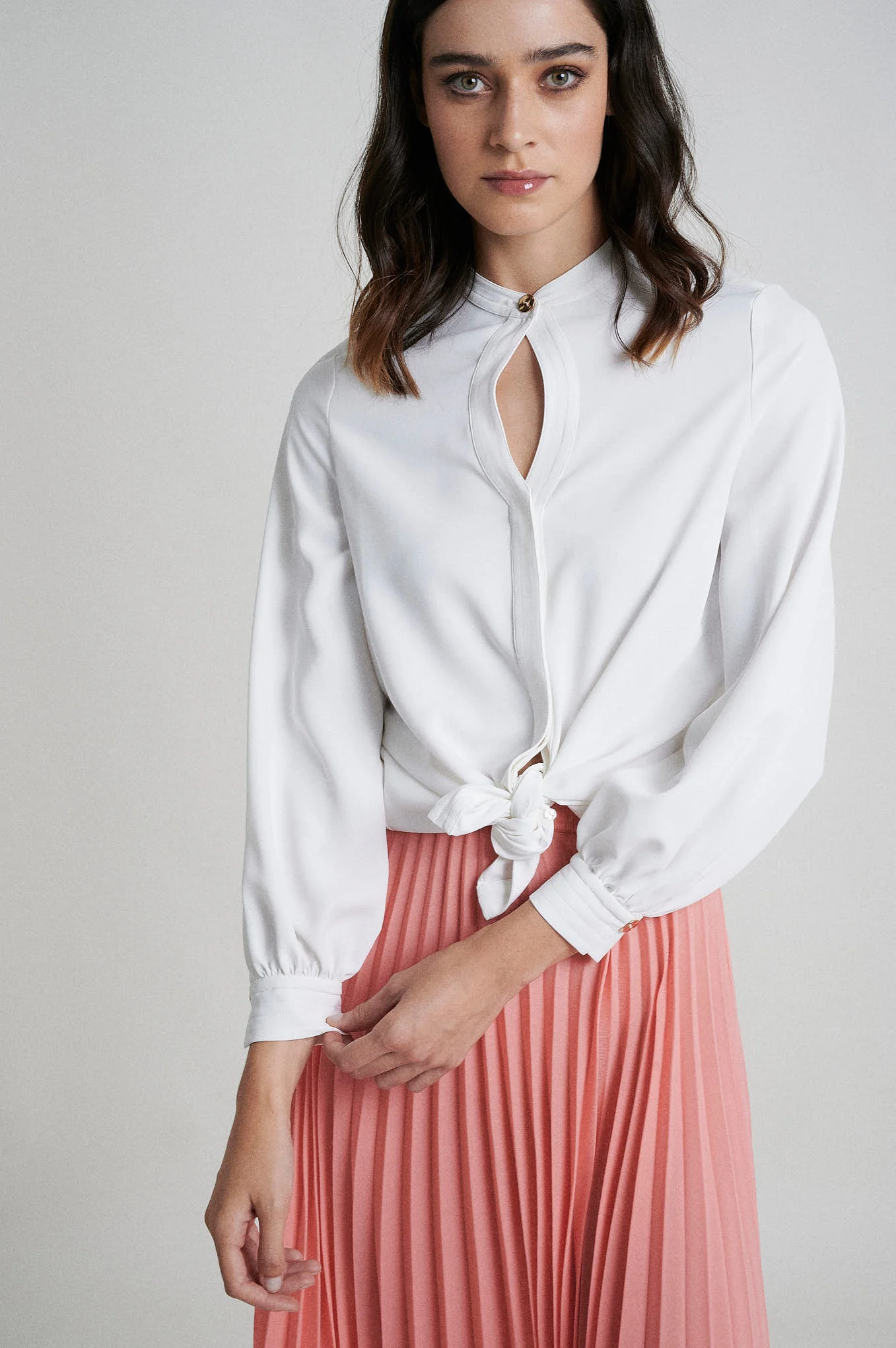 Pleated asymmetric skirt - Image 7