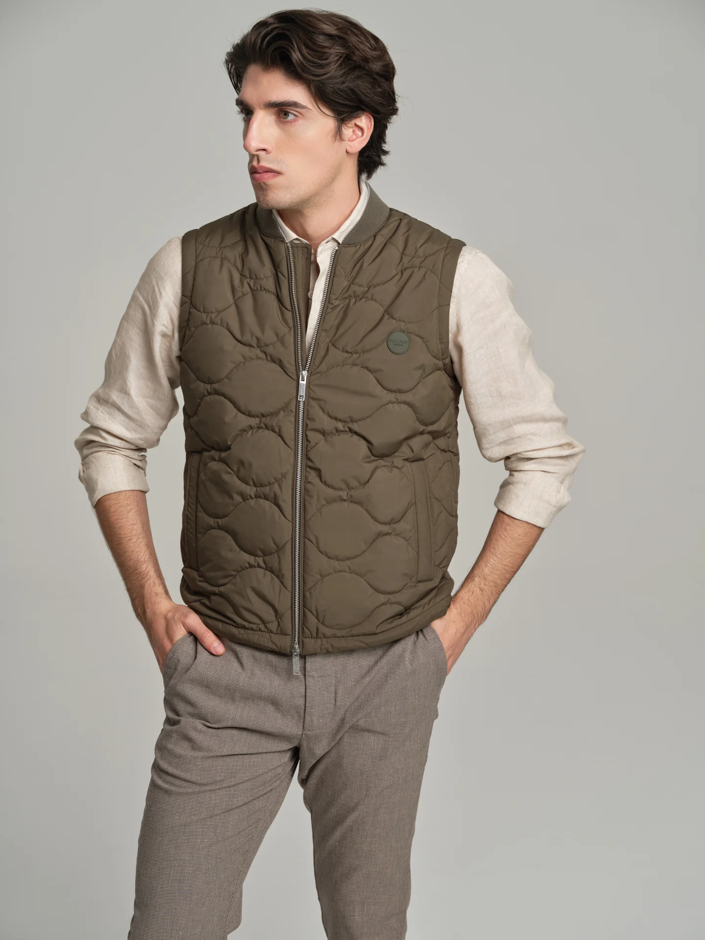 Quilted vest - Image 4