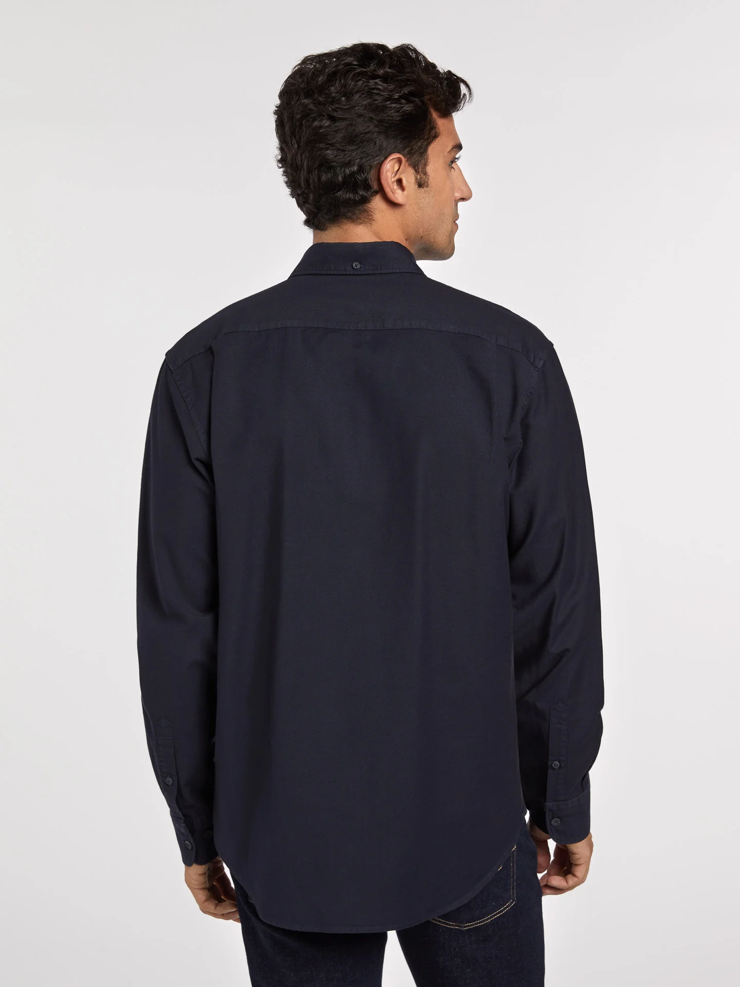 Regular fit 100%BCI cotton plain garment dye oxford shirt - Image 8