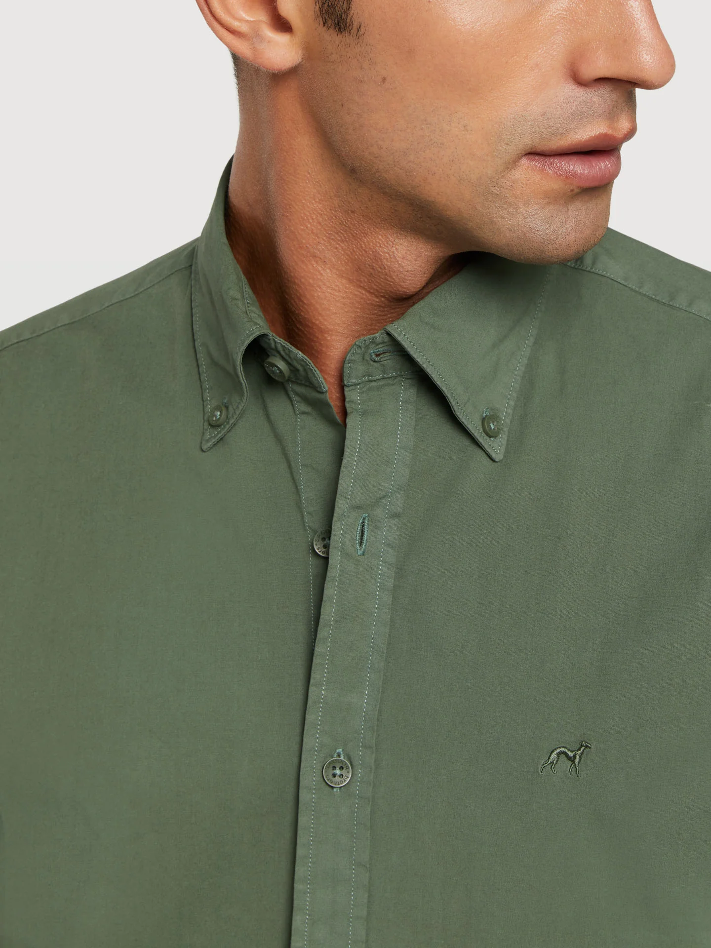 Regular fit comfort poplin garment dye shirt - Image 17