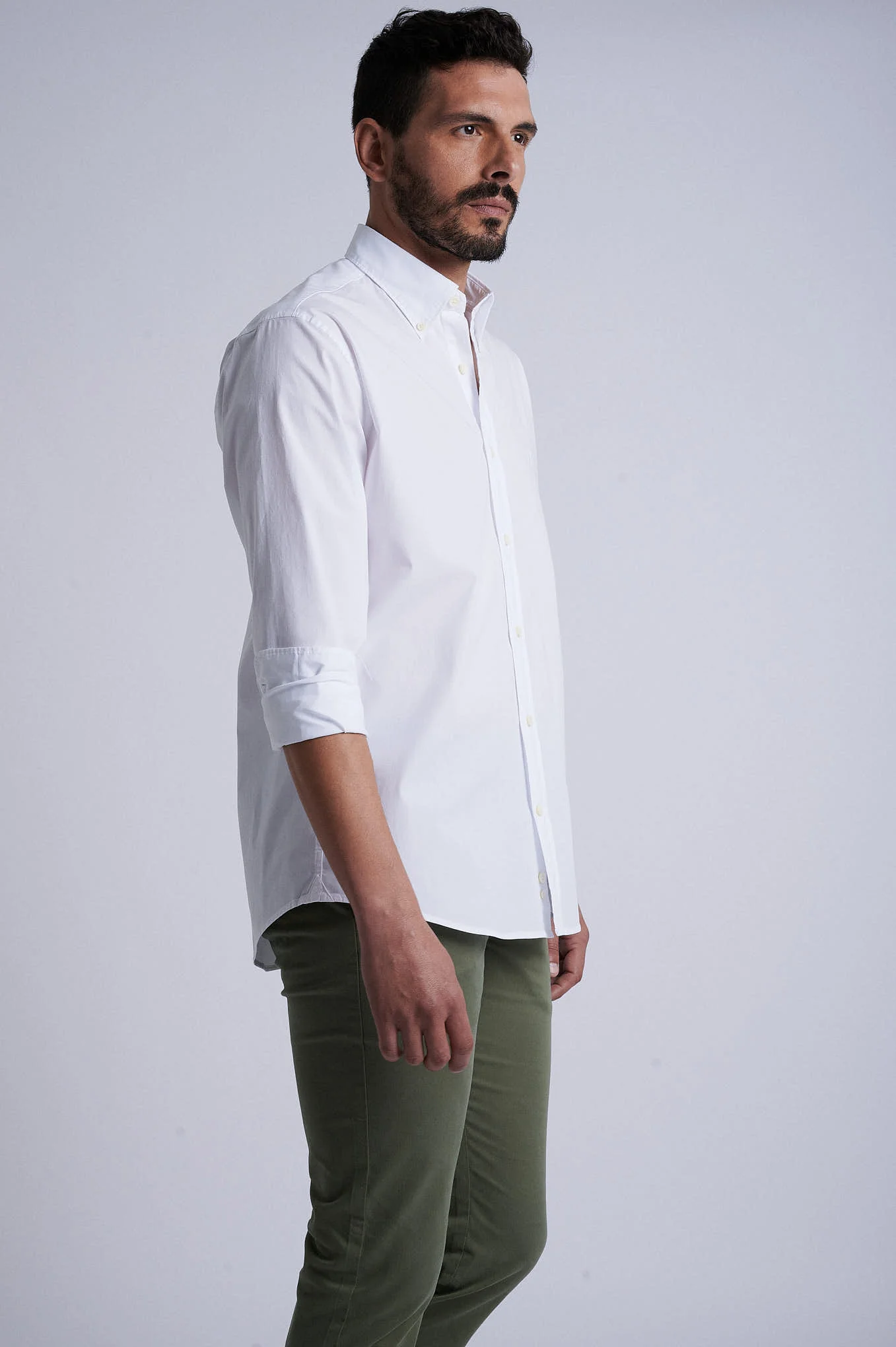 Regular ft cotton elastane comfort poplin shirt in garment dye - Image 40