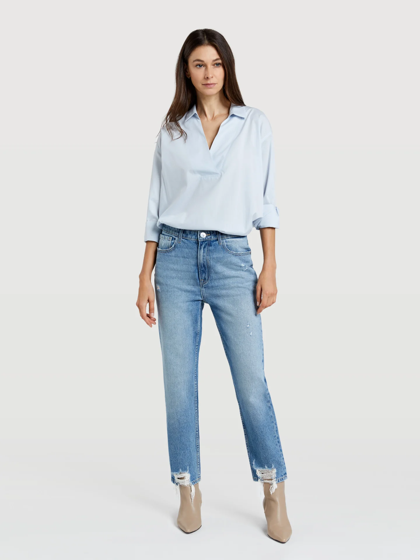 Regular leg jeans