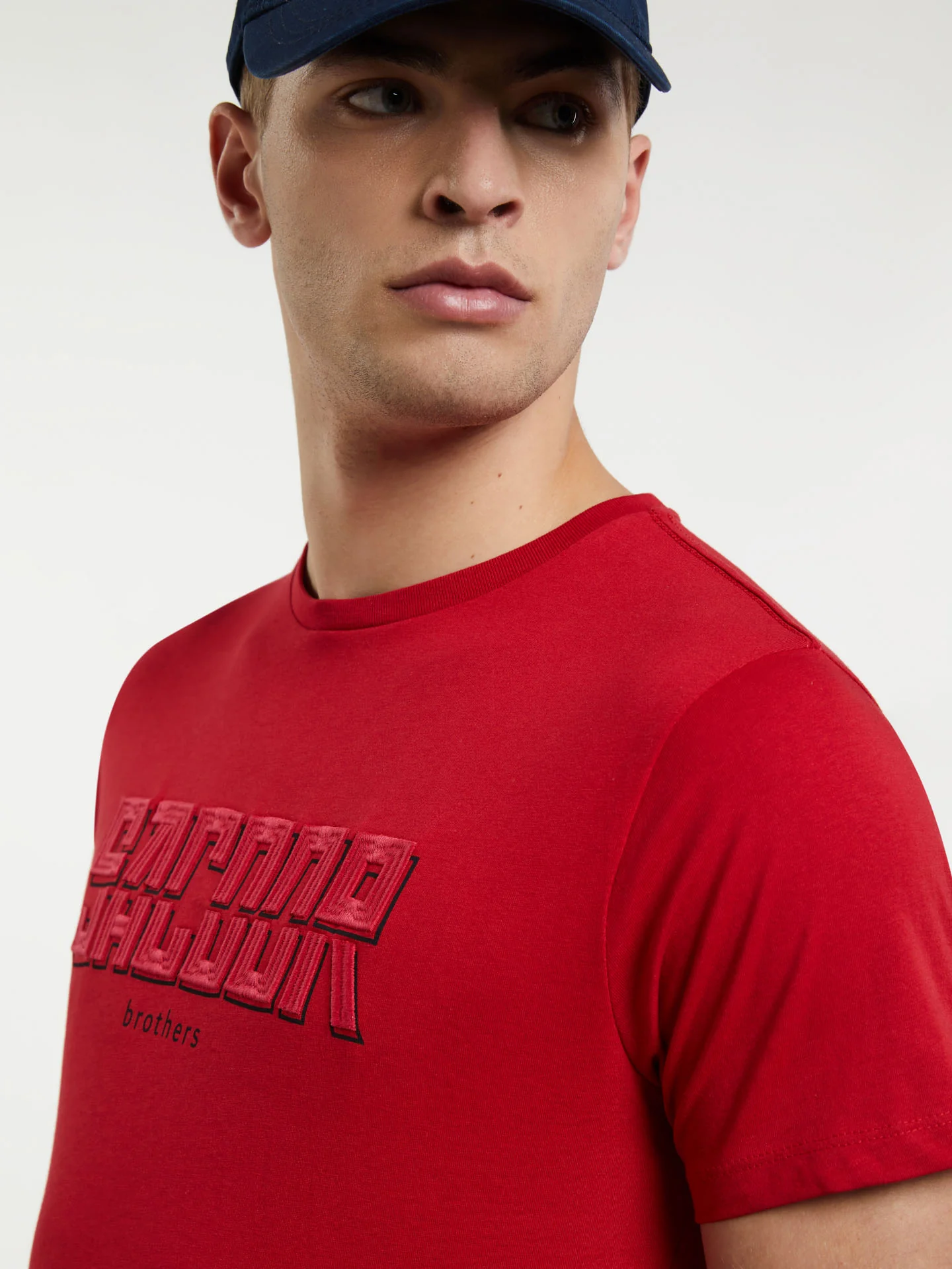 Respekt T-shirt With Branding - Image 11