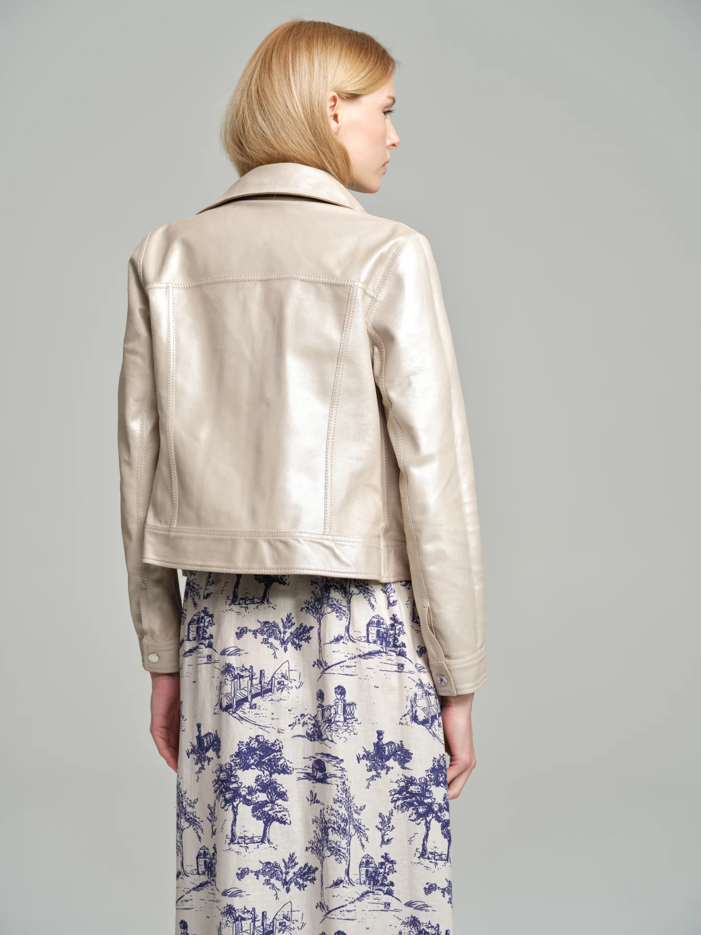 Reversible leather jacket - Image 5